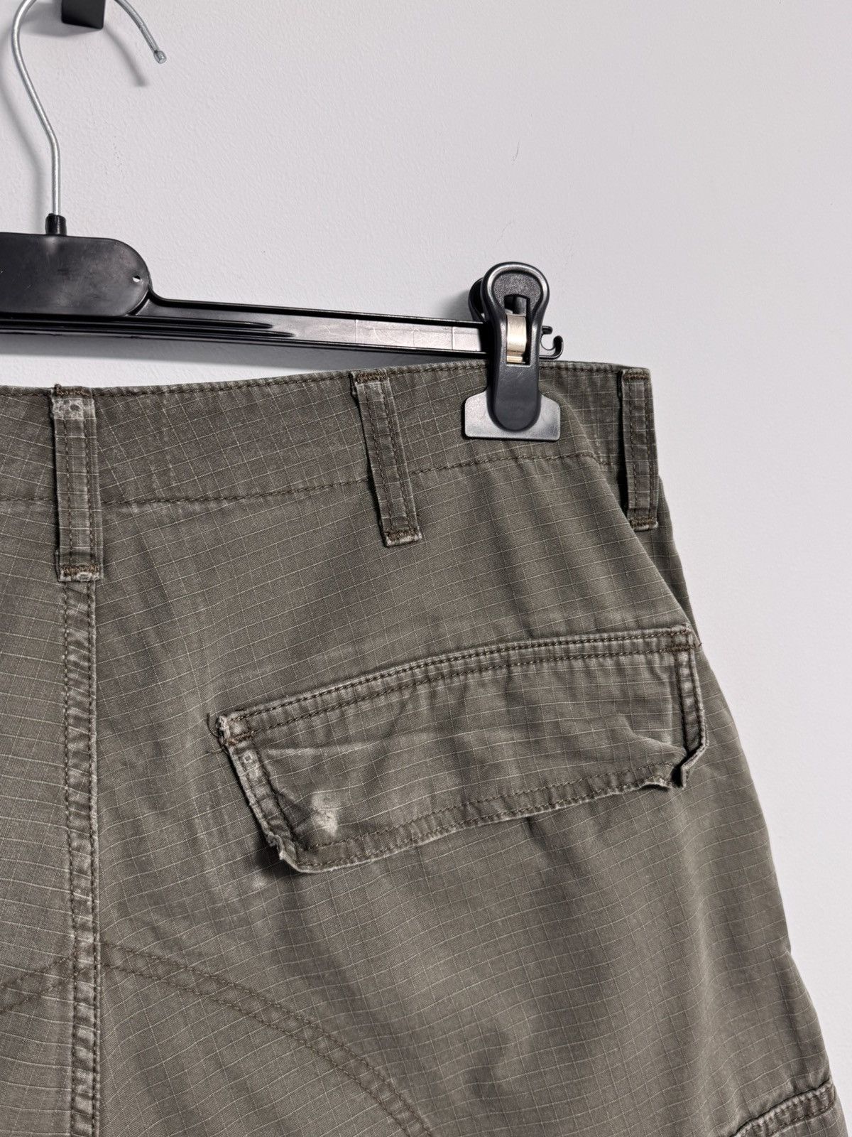 Other Carhartt Vintage Y2K style hype cargo shorts Size US 32 / EU 48 - 7 Thumbnail