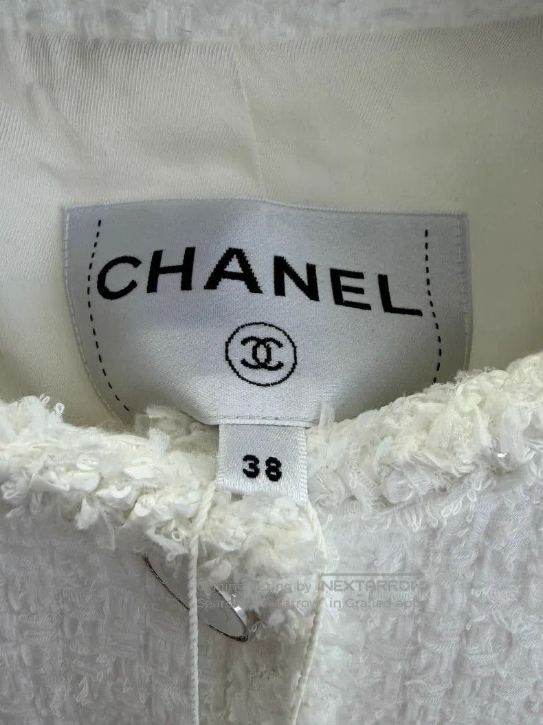 Chanel Chanel White tweed two-pocket rolled-edge coat Size XS / US 0-2 / IT 36-38 - 4 Thumbnail