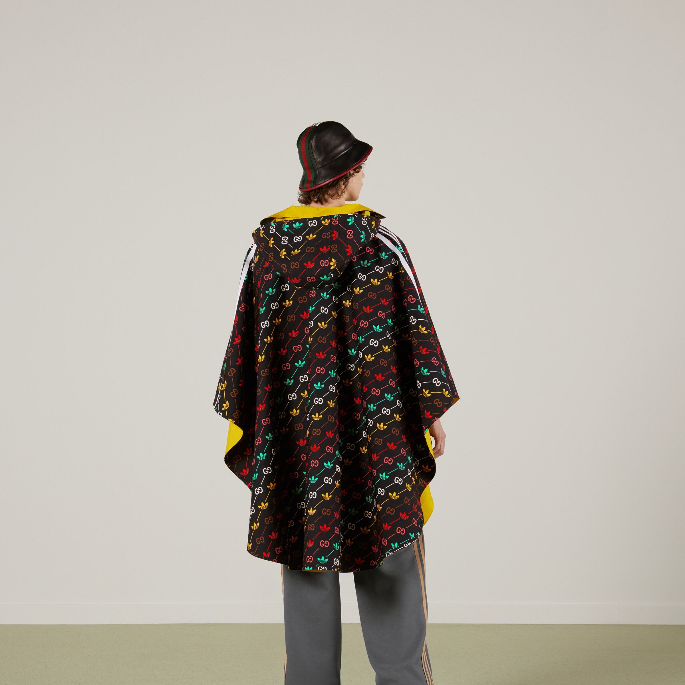 Gucci M Gucci Adidas Cape Jacket trefoil GG logo reversible hooded Size US M / EU 48-50 / 2 - 11 Thumbnail
