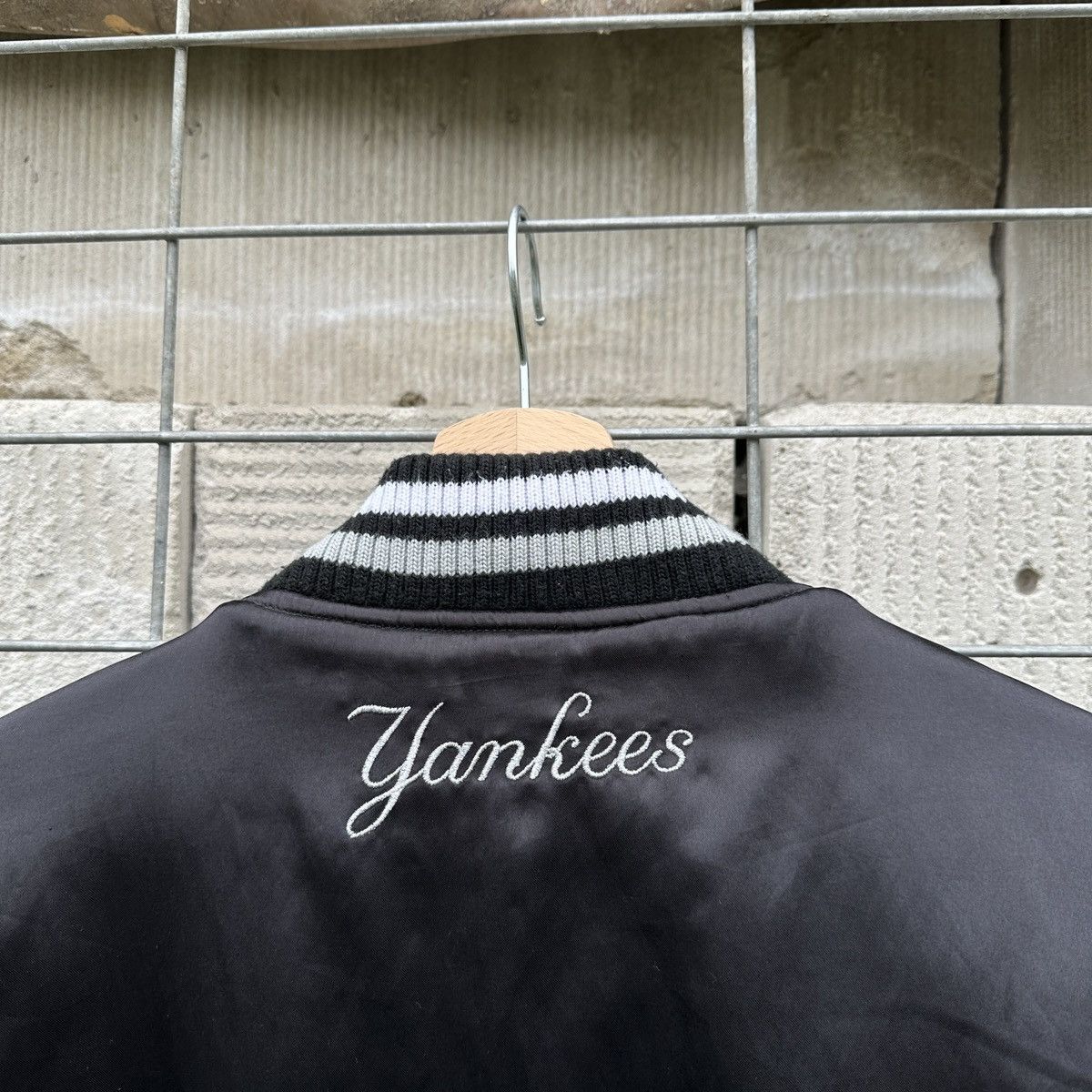MLB Majestic New York Yankees Varsity Bomber MLB Rare USA XXL Size US XXL / EU 58 / 5 - 20 Thumbnail