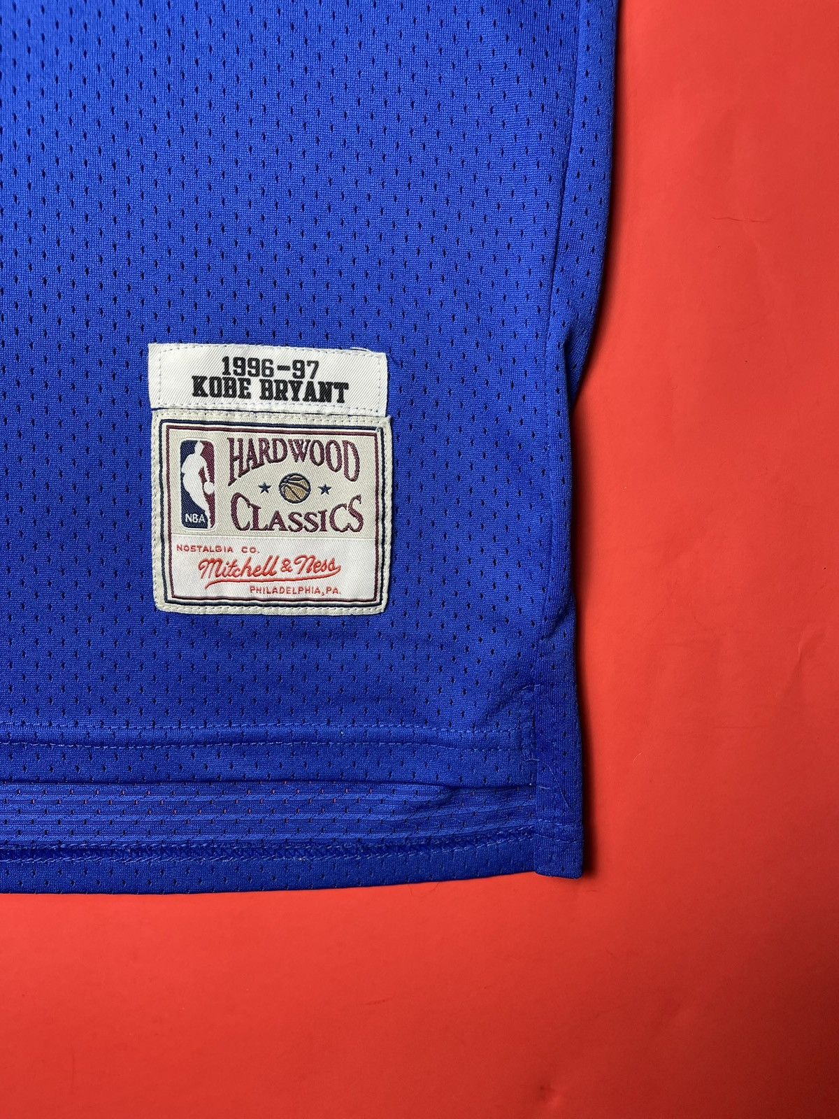 Mitchell & Ness Mitchell&Ness Kobe Bryant #8 Los Angeles Lakers Blue Jersey Size US L / EU 52-54 / 3 - 4 Thumbnail