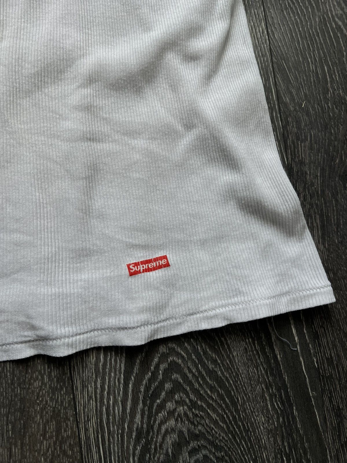 Supreme Supreme Tank Top Size US M / EU 48-50 / 2 - 3 Thumbnail