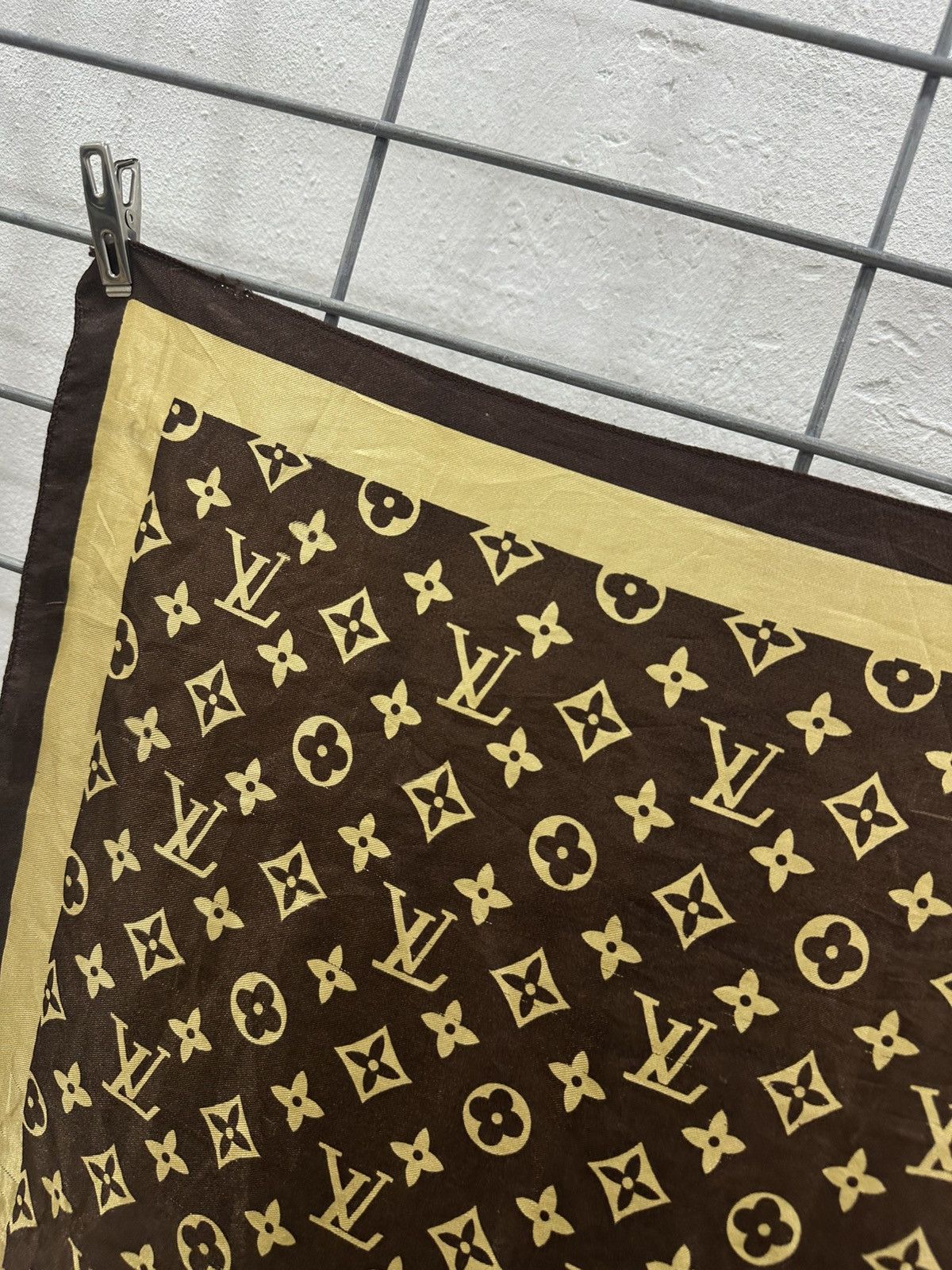 Other Rare And Beautiful Louis Vuitton Monogram Bandana/Scarf Size ONE SIZE - 2 Thumbnail