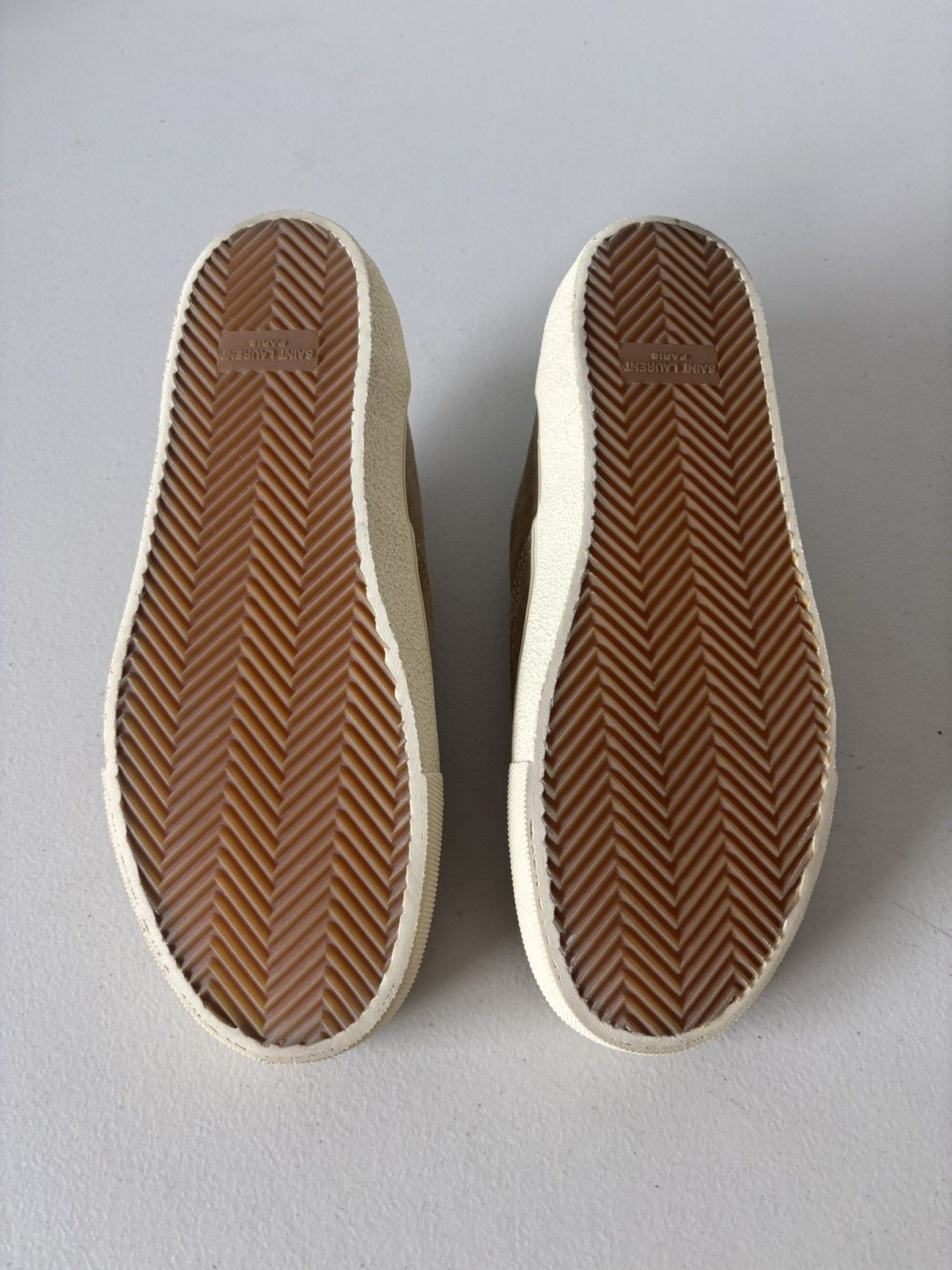 Saint Laurent Paris Saint Laurent Skate Sand EU 41 Size US 8 / EU 41 - 6 Thumbnail