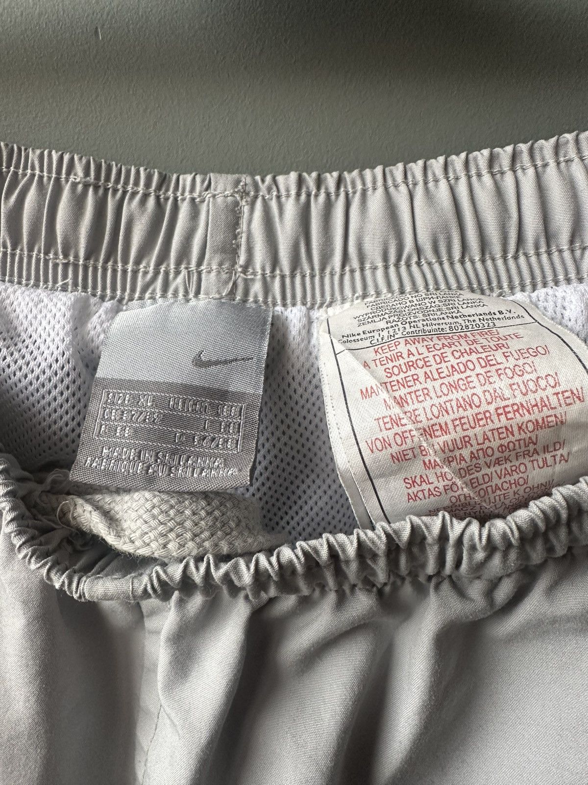 Nike Vintage Nike Track Nylon Grey Pants Baggy Size US 38 / EU 54 - 6 Thumbnail