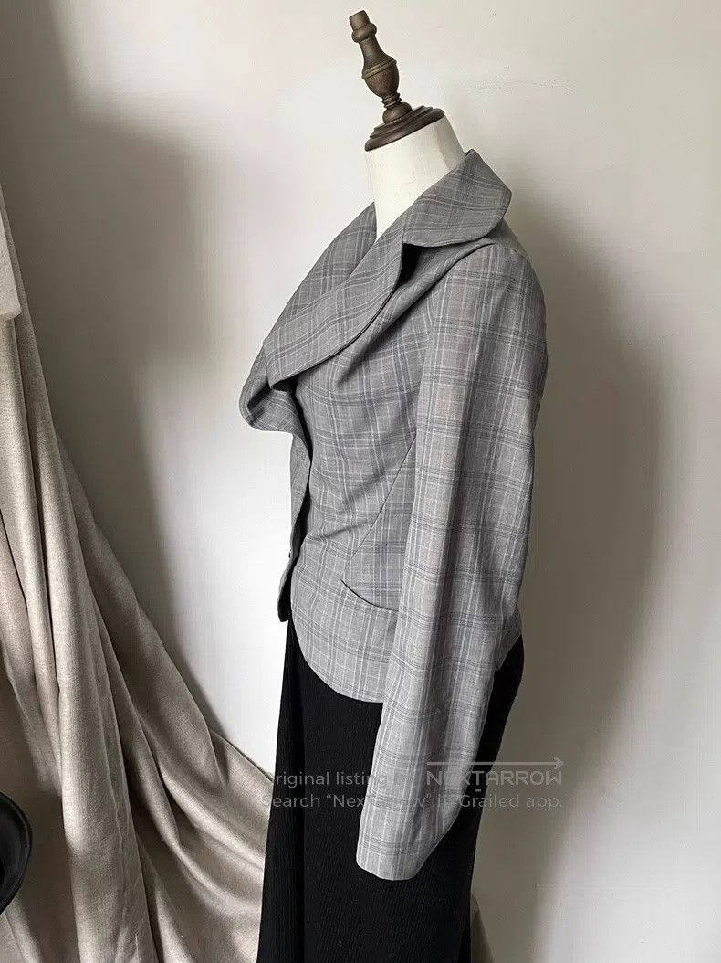 Vivienne Westwood Vivienne Westwood Gray plaid heart-shaped collar blazer Size S / US 4 / IT 40 - 2 Thumbnail