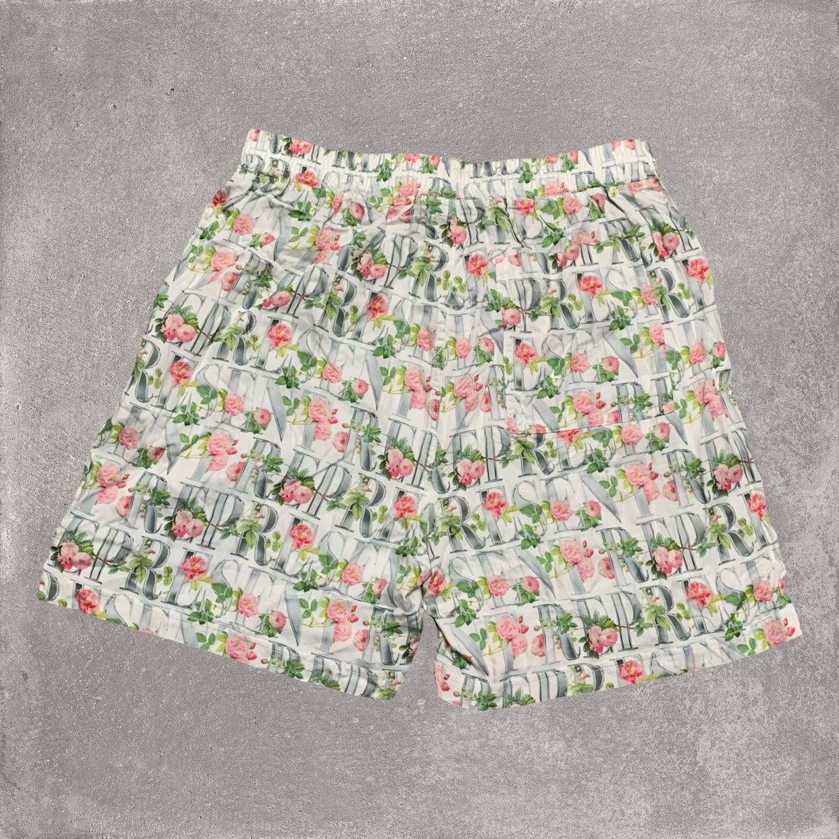 Represent Clo. Represent Medium Shorts White Floral Bottoms Size US 32 / EU 48 - 2 Thumbnail