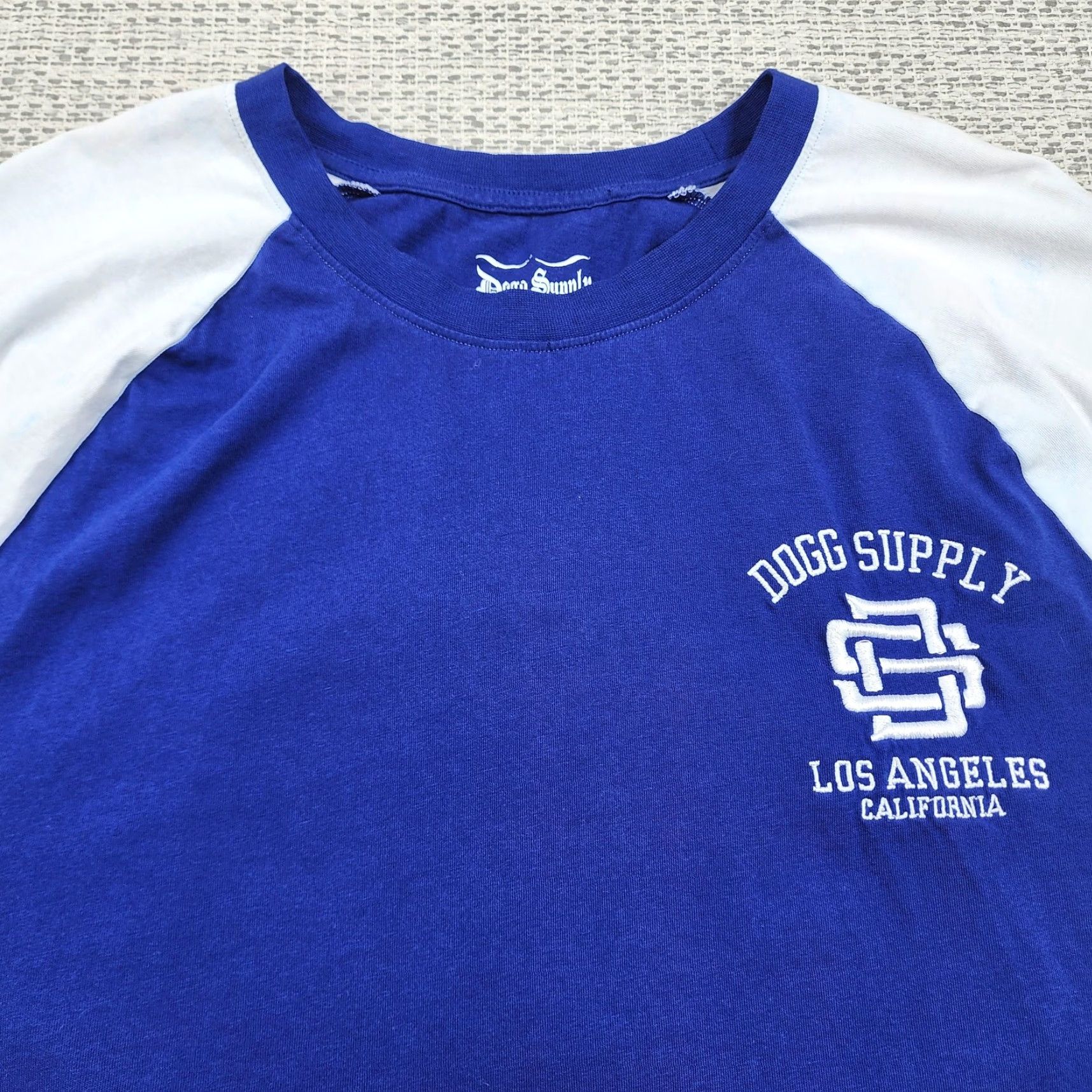 Vintage Dogg Supply Shirt Mens 2XL Blue White Raglan Baseball Snoop Dogg California Los Angeles Crew Neck Short Sleeve Graphic Print Tee Womens/ Mens Size US XXL / EU 58 / 5 - 7 Thumbnail