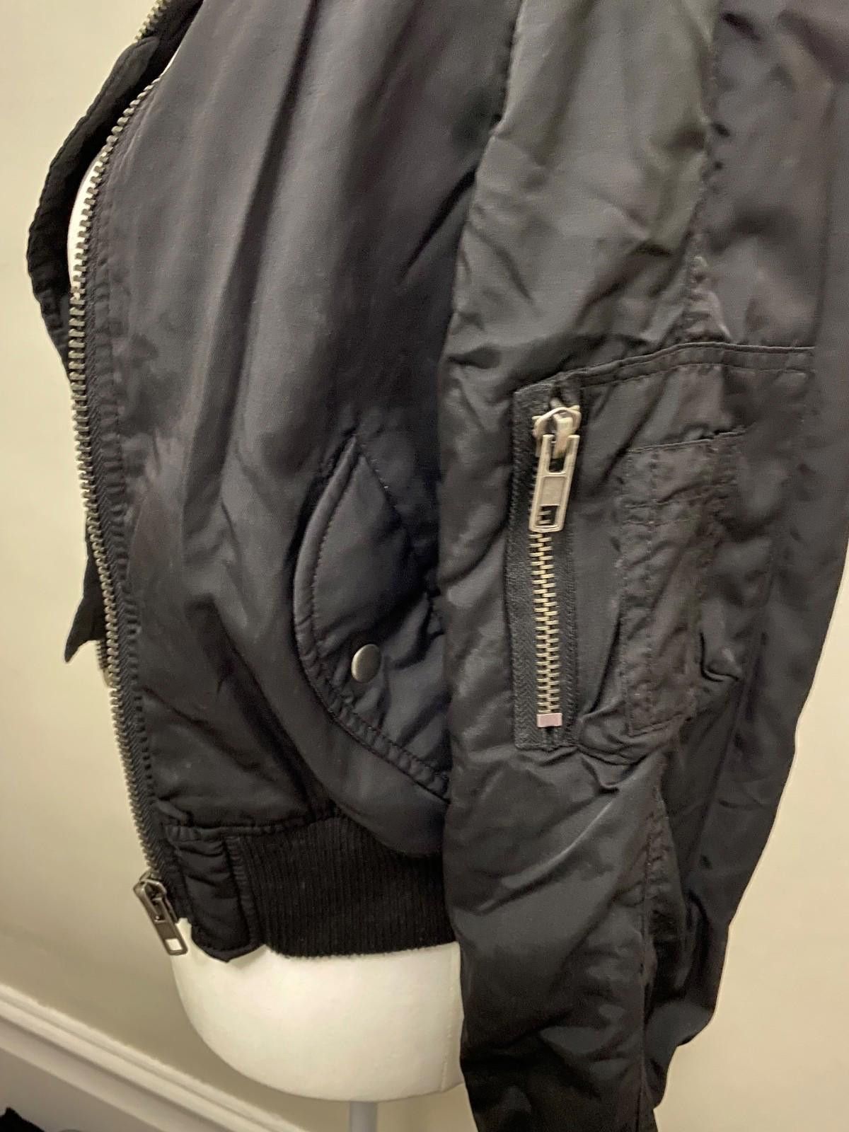 Other DIVIDED BY H&M Bomber Jacket in Black (US 6) Size M / US 6-8 / IT 42-44 - 3 Thumbnail
