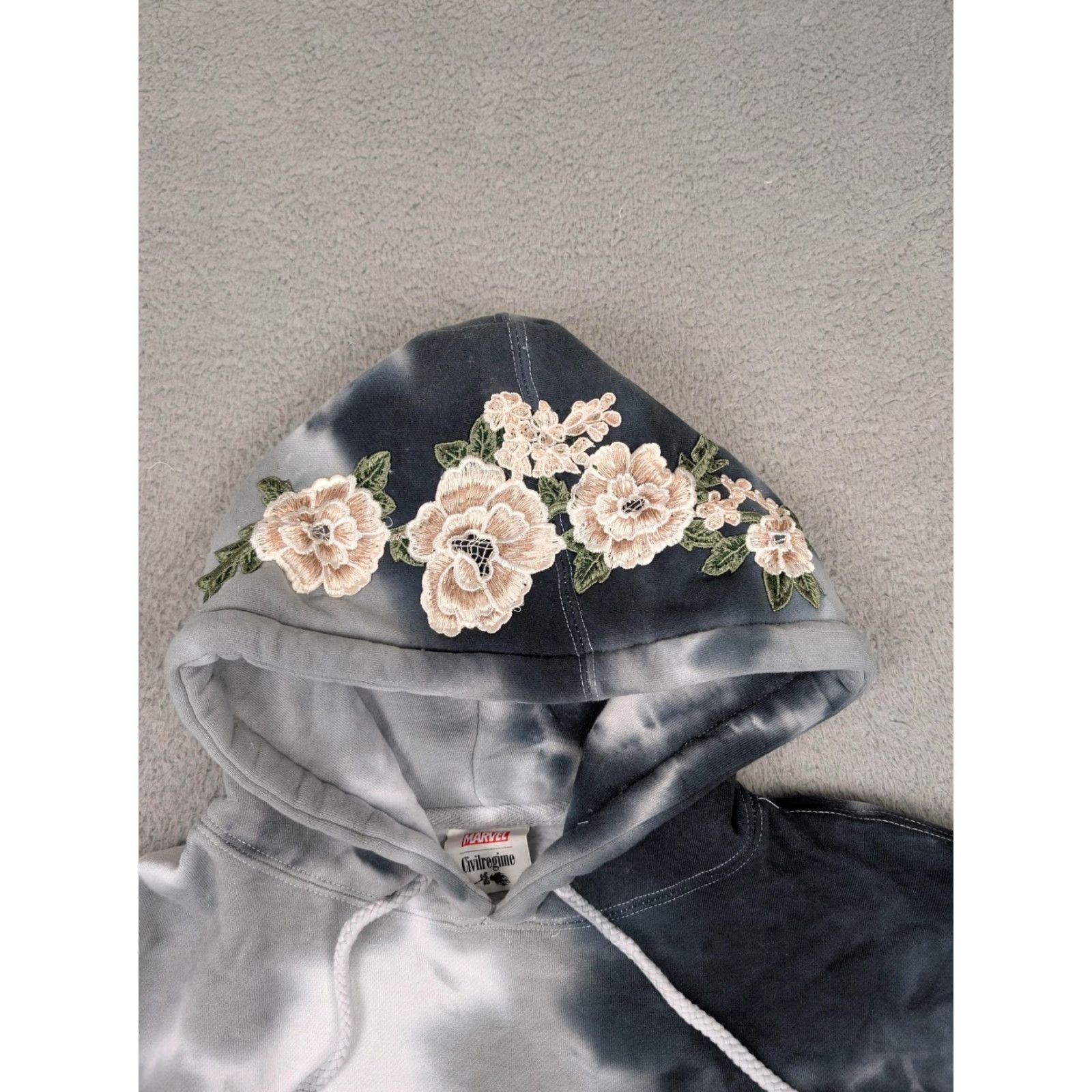 Vintage Marvel Civil Regime Miles Morales Hoodie Mens S Gray Marble Rose Spider New Size US S / EU 44-46 / 1 - 7 Thumbnail