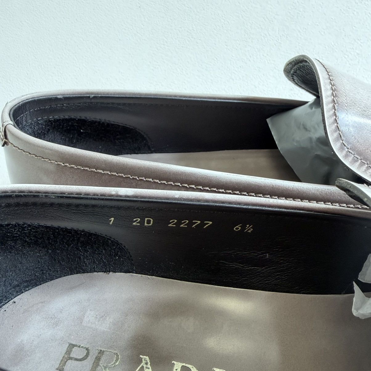 Prada Burnished Gray Leather Square Toe Loafers Size US 8.5 / EU 41-42 - 14 Thumbnail
