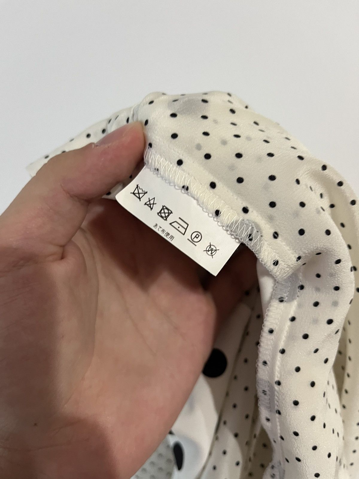 Max Mara Max Mara Luxury Polka Dot Viscose Classic Blouse Shirt Size M / US 6-8 / IT 42-44 - 10 Thumbnail