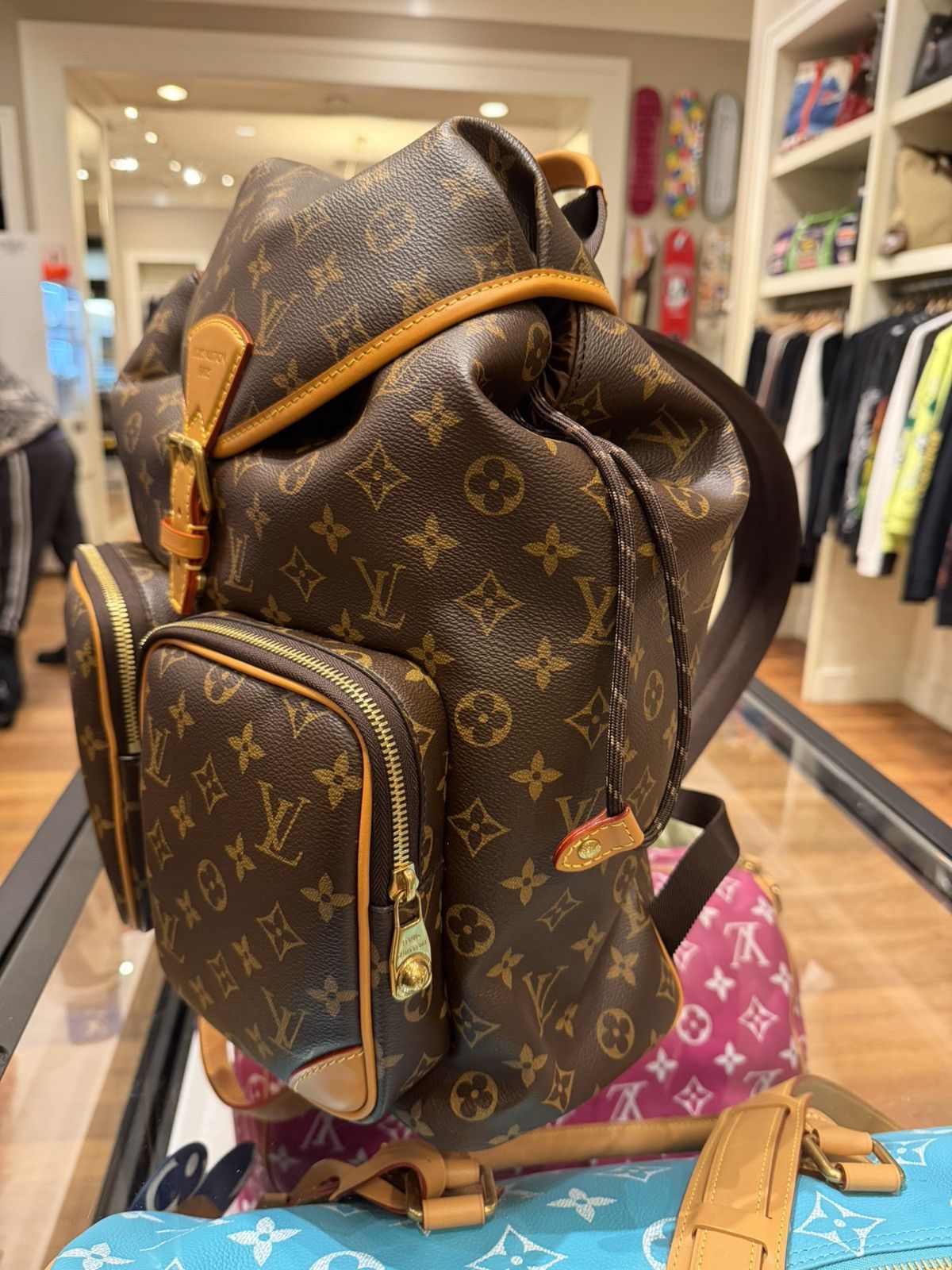Louis Vuitton Louis Vuitton Montsouris Cargo Backpack Size ONE SIZE - 6 Thumbnail