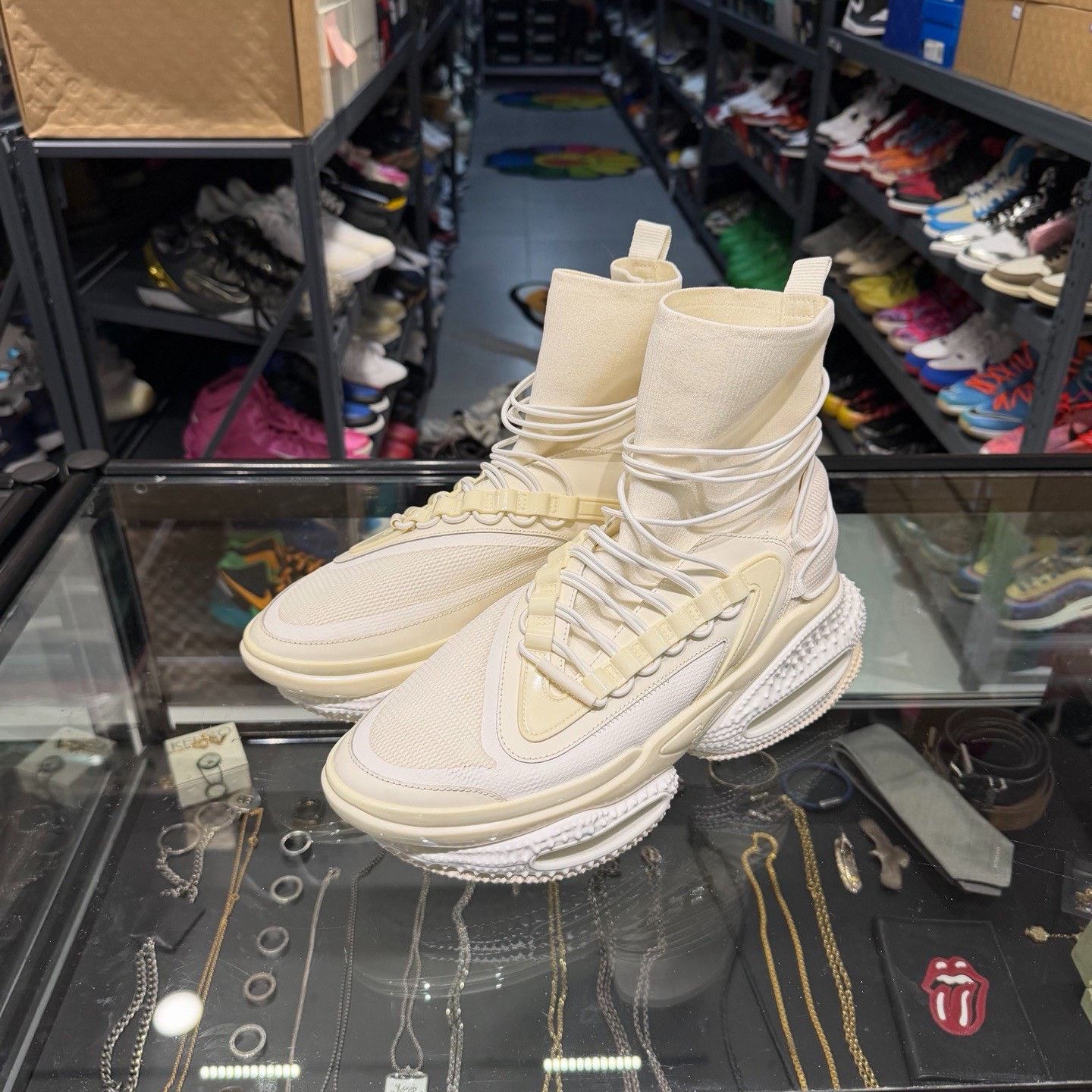 Balmain Balmain Lowtop Sneakers 11.5 Men Size US 11.5 / EU 44-45 - 1 Thumbnail