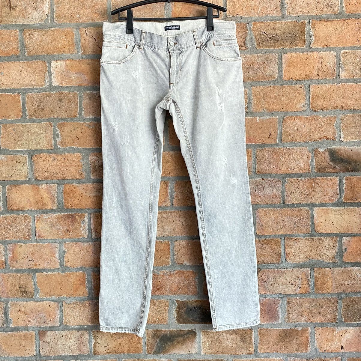Dolce & Gabbana DOLCE & GABBANA® Light Grey Distressed Straight-Leg Jeans Size US 39 - 20 Thumbnail
