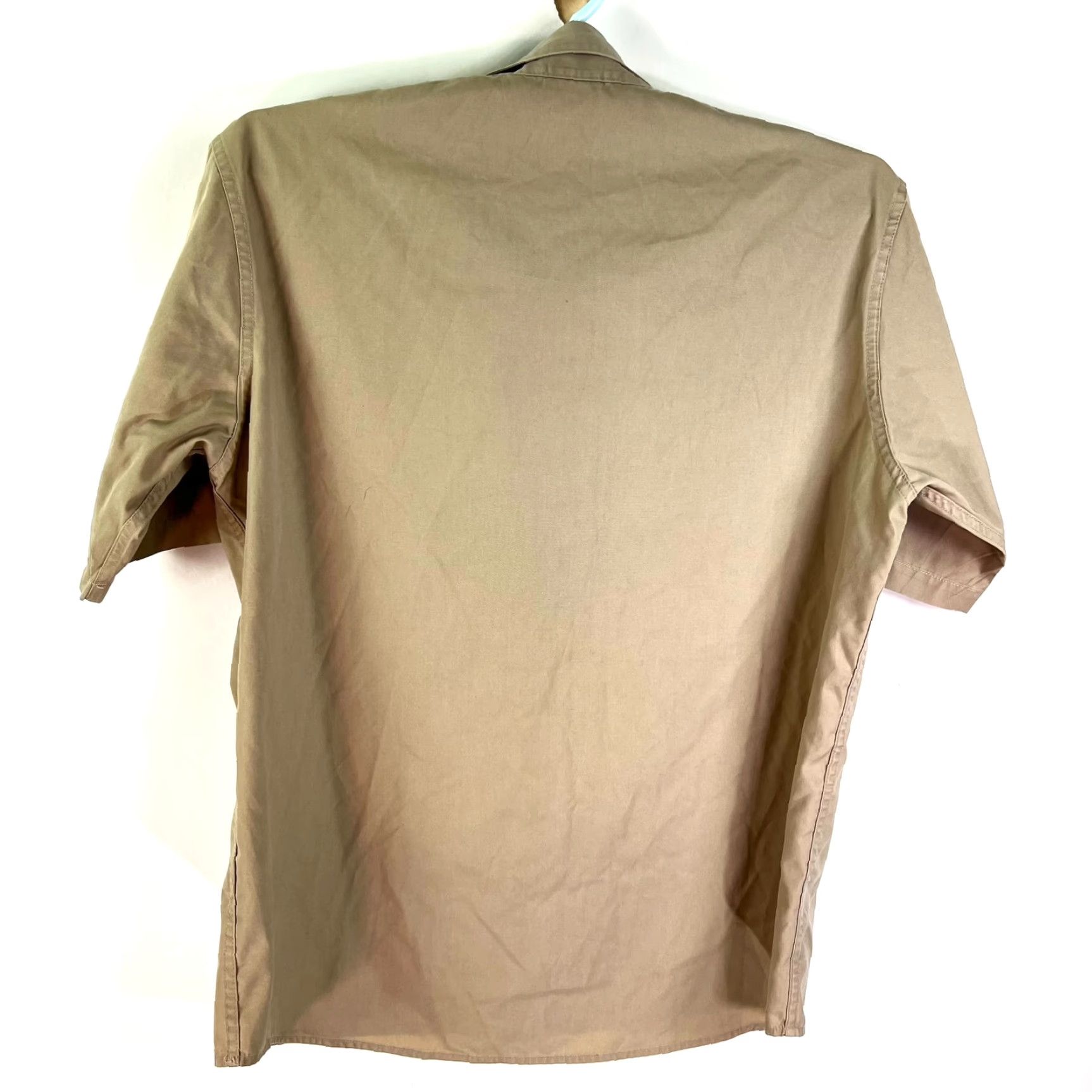 Vintage VINTAGE Cabela's Men's Short Sleeve Button-Down Shirt Casual Workwear Travel Khaki 50-Inch Chest Size US L / EU 52-54 / 3 - 4 Thumbnail