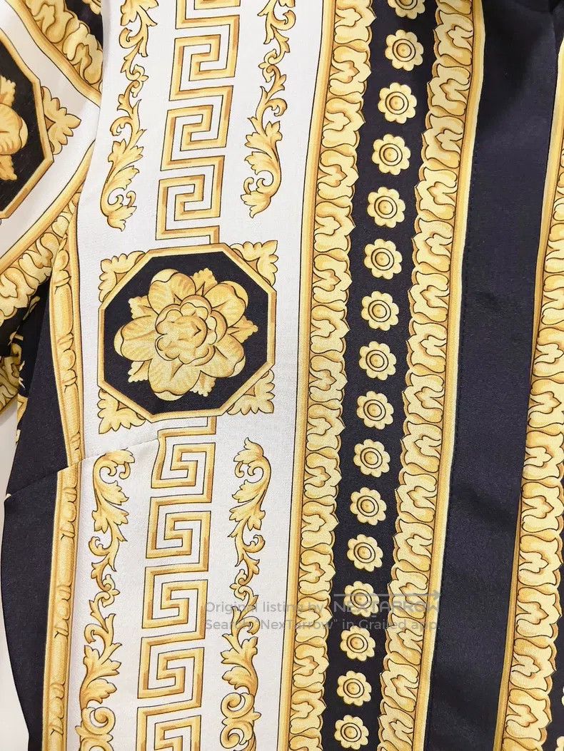 Versace Versace Black gold baroque mulberry silk shirt top Size US M / EU 48-50 / 2 - 6 Thumbnail
