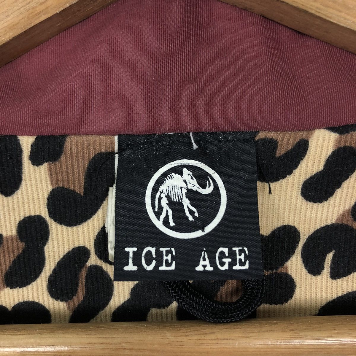 Japanese Brand 🔥90’s VINTAGE SKI JACKET SURVIVAL ICE AGE JAPAN RARE COLOUR Size US M / EU 48-50 / 2 - 13 Thumbnail