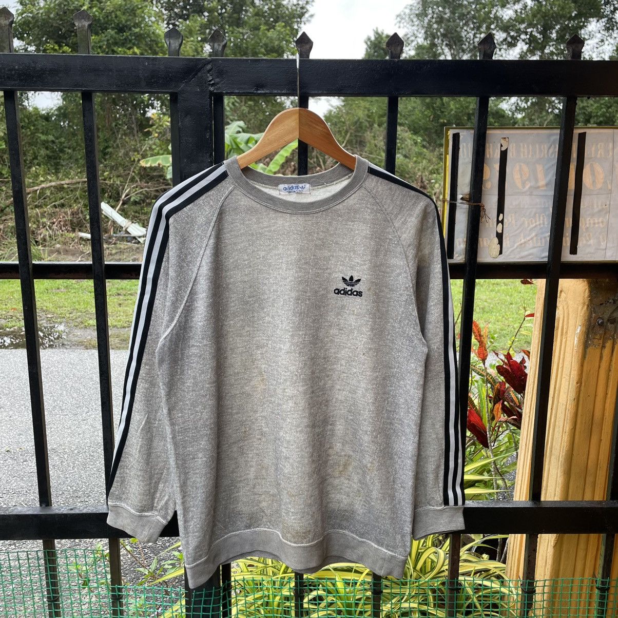 Adidas 🔥Vintage 90s Adidas Side Tapped Design Crewneck Sweatshirts Size US S / EU 44-46 / 1 - 1 Thumbnail
