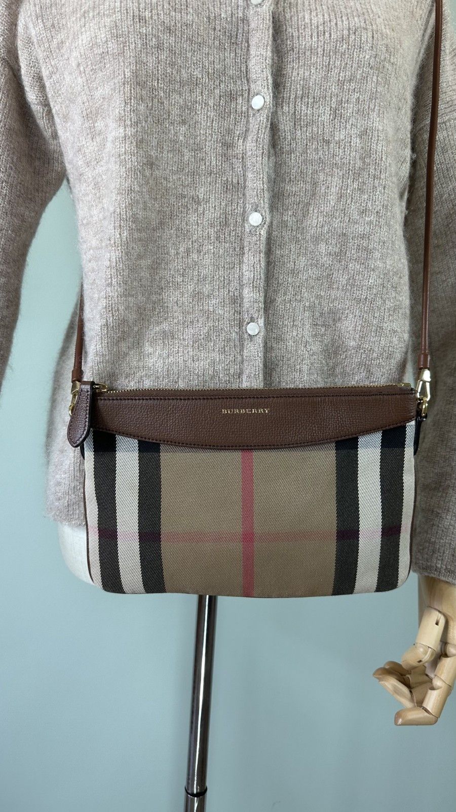 Burberry Burberry Brown House check Canvas Peyton Crossbody Bag Size ONE SIZE - 1 Thumbnail