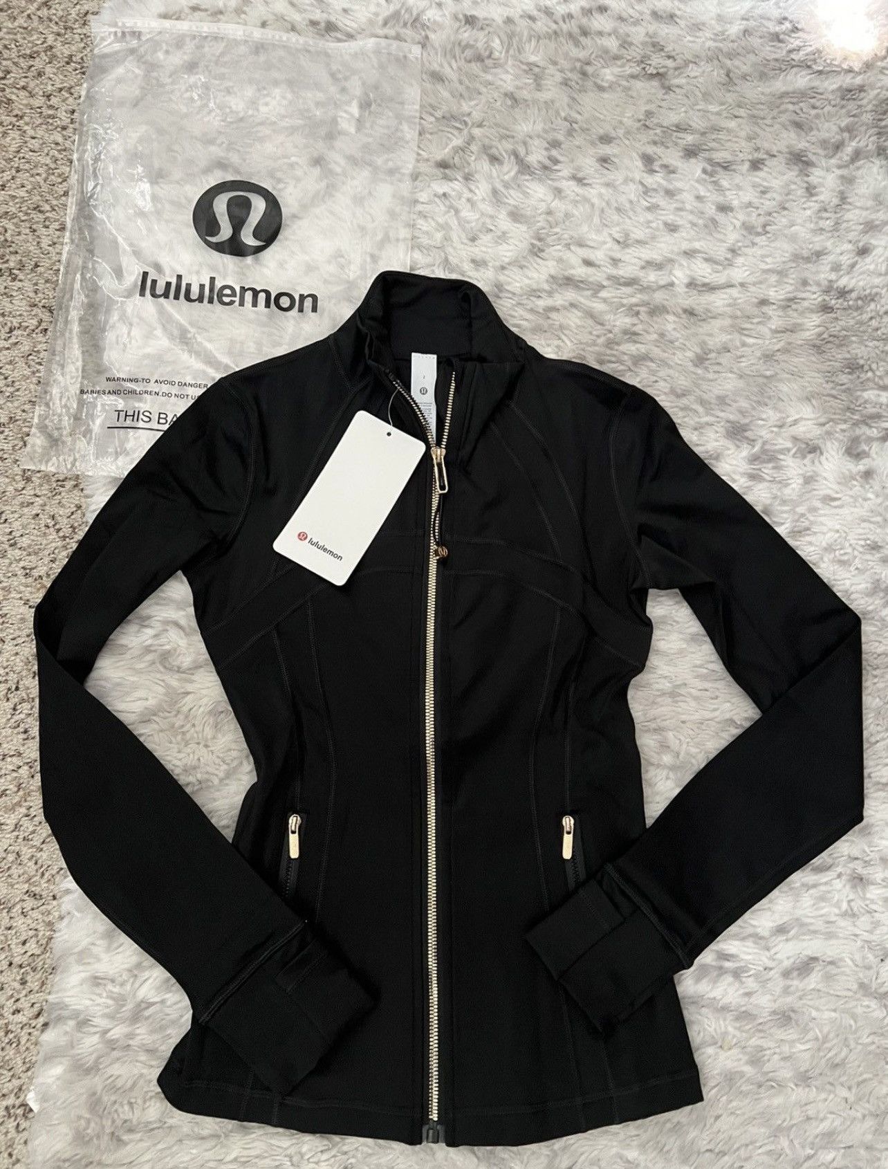 Lululemon Lululemon Women's Define Jacket Size 2 Size XS / US 0-2 / IT 36-38 - 1 Thumbnail