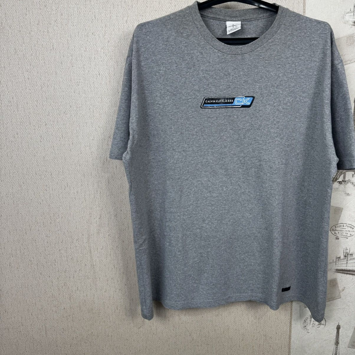 Calvin Klein × Vintage Vintage Calvin Klein T shirt Oversized Relaxed Gray Sz L Size US L / EU 52-54 / 3 - 16 Thumbnail
