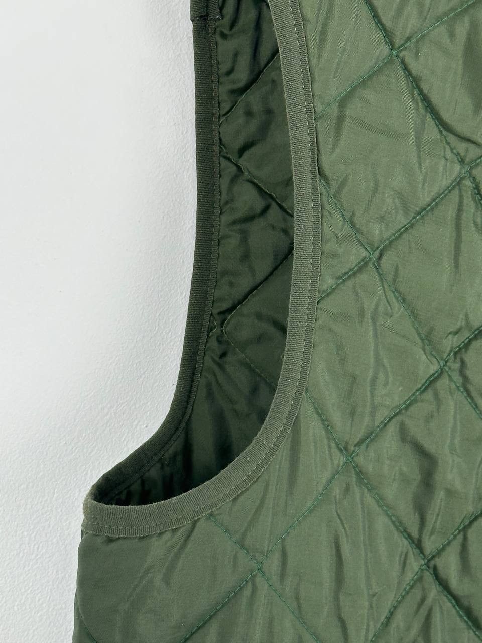 Vintage 1981 Vintage Green Military Vest Liner Army Size M Size US M / EU 48-50 / 2 - 12 Thumbnail