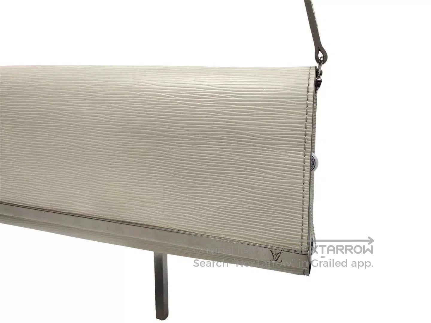 Louis Vuitton Louis Vuitton White Water Ripple Shoulder Bag. Size ONE SIZE - 3 Thumbnail