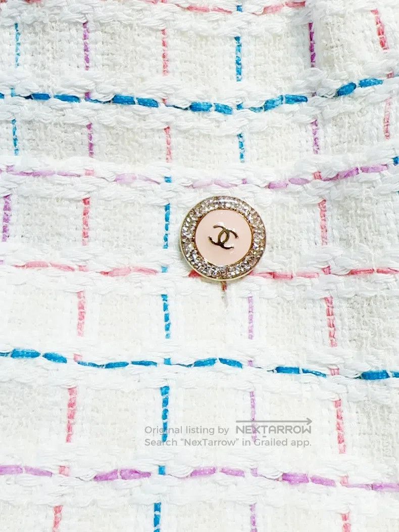 Chanel Chanel 22S white colour plaid front short back long strap Size S / US 4 / IT 40 - 4 Thumbnail