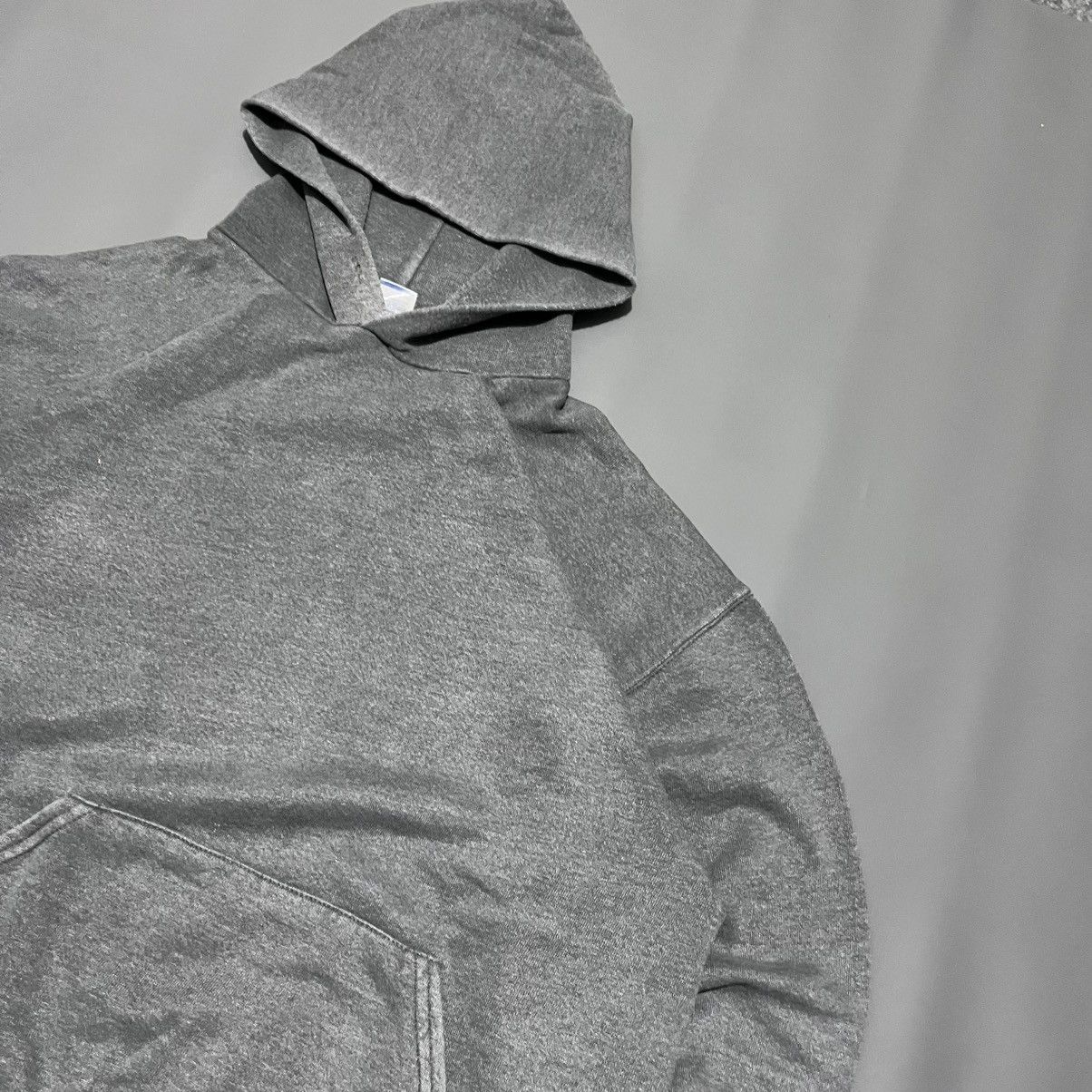Russell Athletic ❌SOLD❌ Vintage Boxy Hoodie Russell Athlentic Gray Size US L / EU 52-54 / 3 - 5 Thumbnail