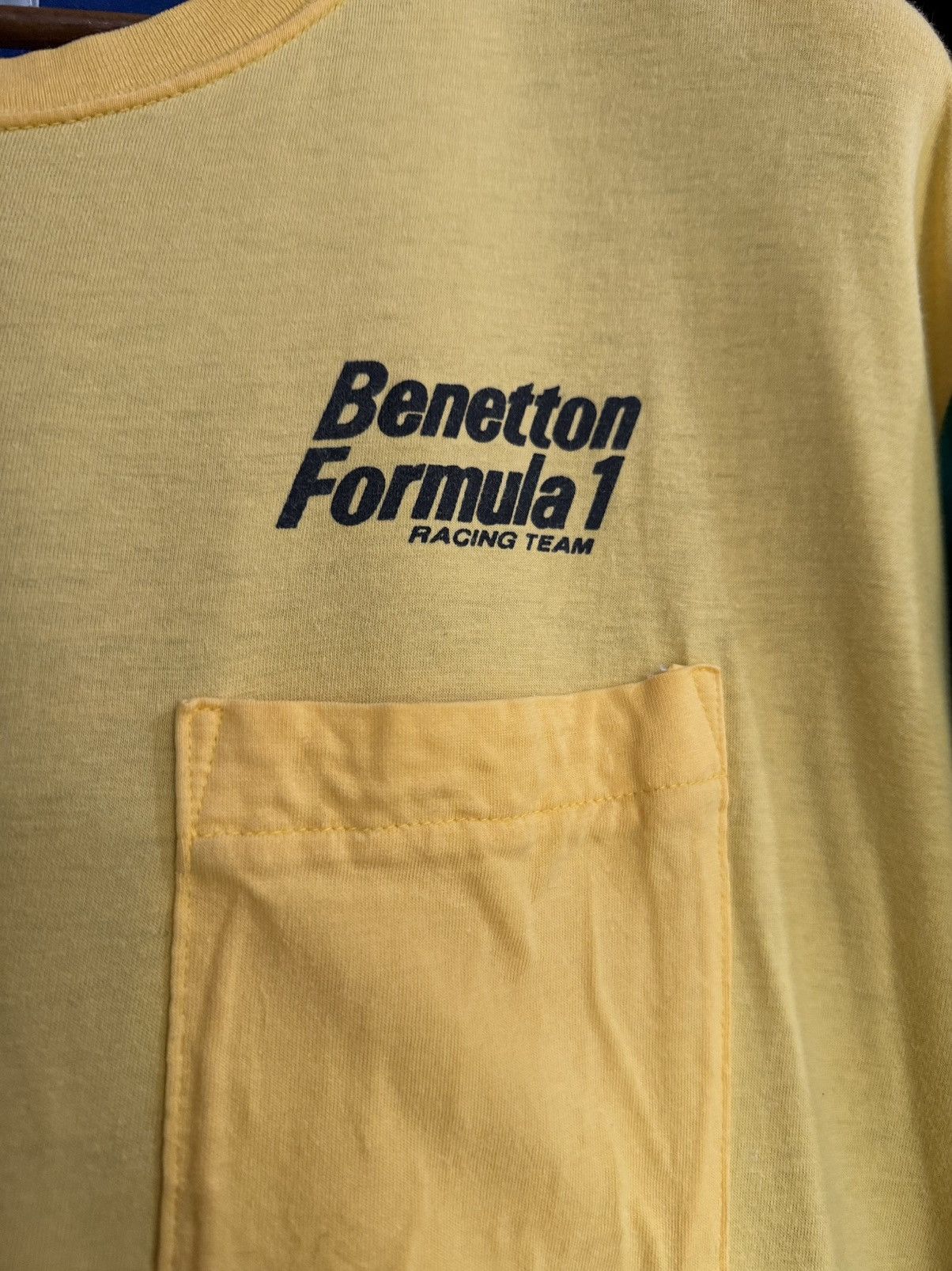 Formula 1 Vintage Benetton Formula 1 Racing Team Hypecolour Pocket Tee Size US L / EU 52-54 / 3 - 4 Thumbnail
