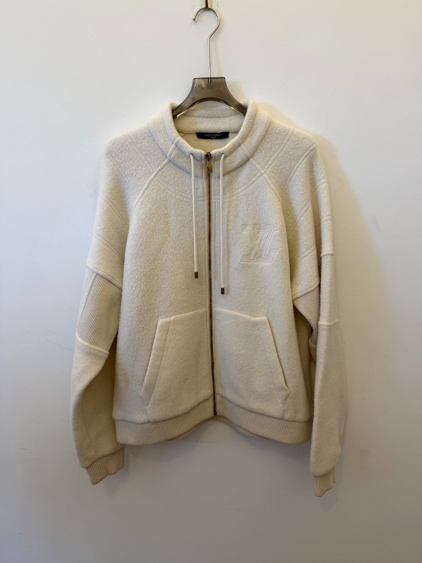 Louis Vuitton Louis Vuitton White Light Jacket XXL Men Size US XXL / EU 58 / 5 - 1 Thumbnail