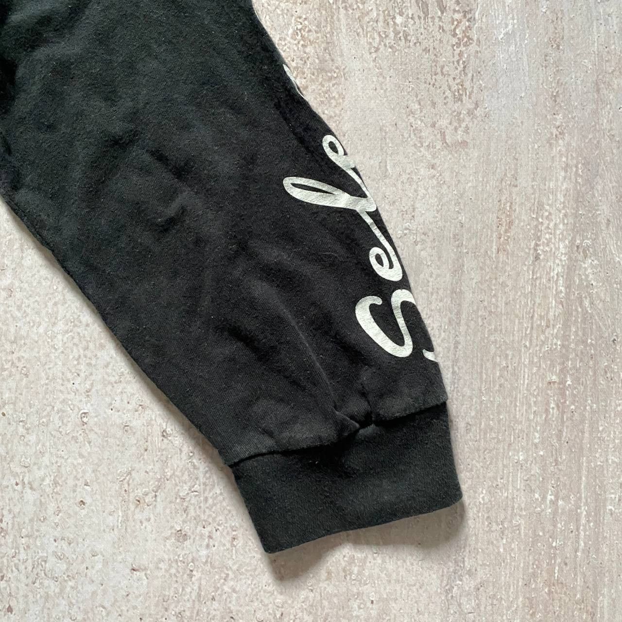 Band Tees VINTAGE SELENA RARE LONG SLEEVE RAP TEE Size US M / EU 48-50 / 2 - 5 Thumbnail