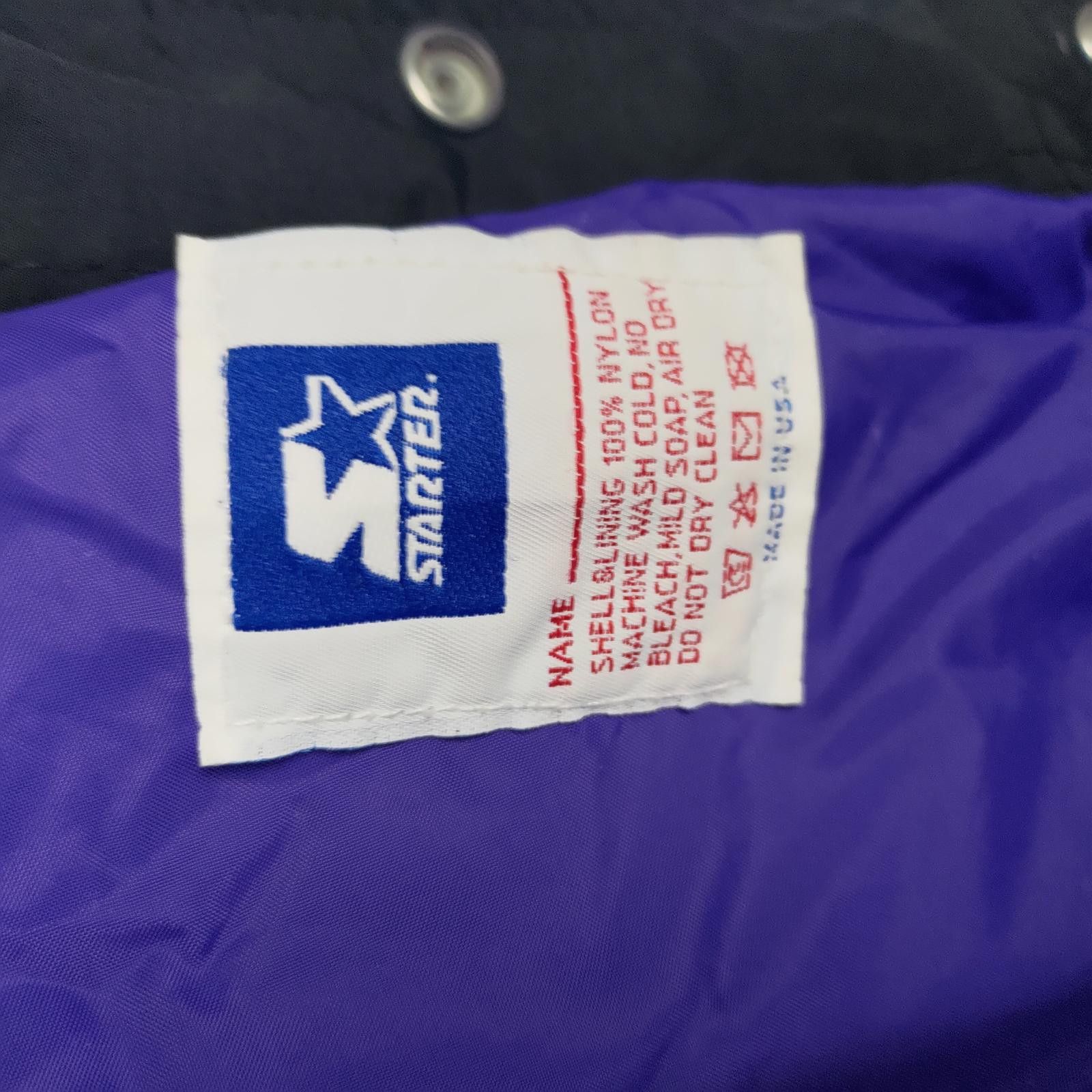 Starter Vintage Starter NBA Los Angeles Lakers Black Nylon Jacket Size US L / EU 52-54 / 3 - 3 Thumbnail