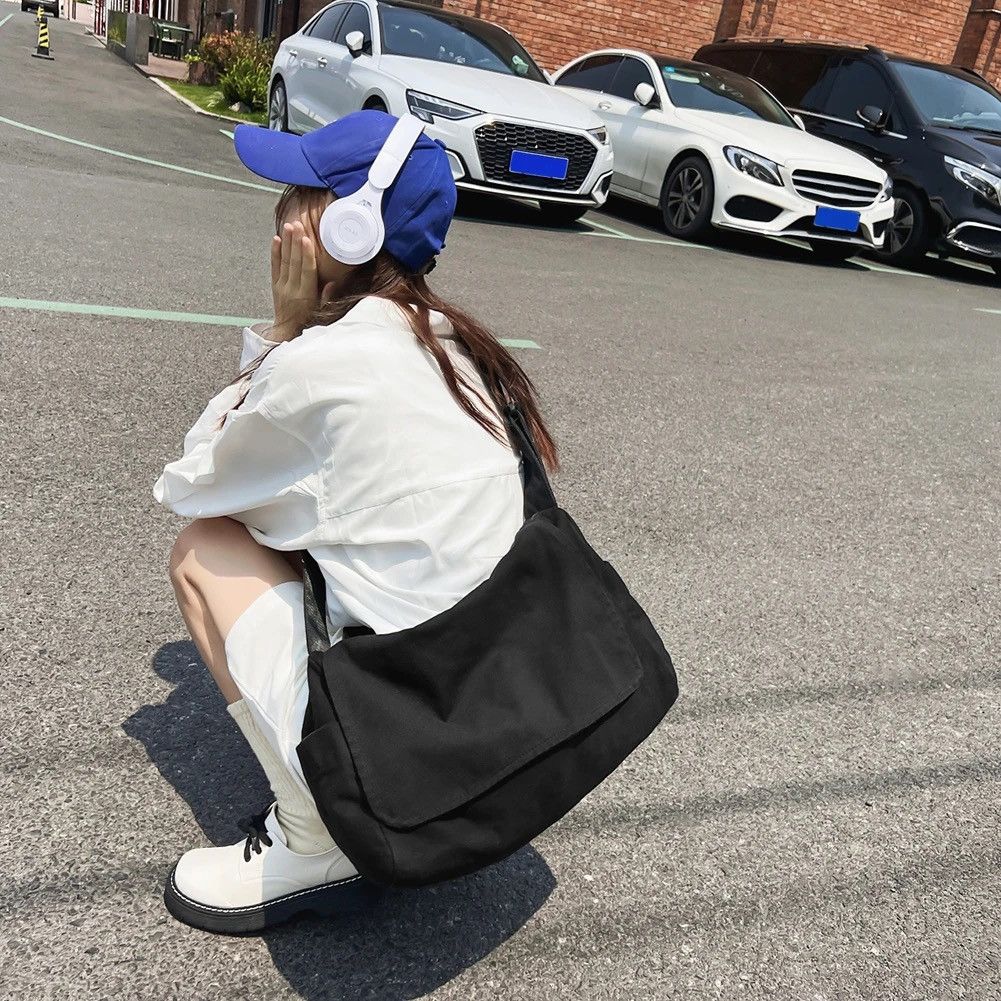 Japanese Brand Black Shoulder Bag Size ONE SIZE - 2 Thumbnail