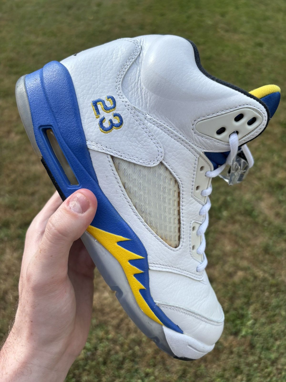 Jordan Brand Air Jordan 5 Retro OG Laney Size 8 Size US 8 / EU 41 - 1 Thumbnail