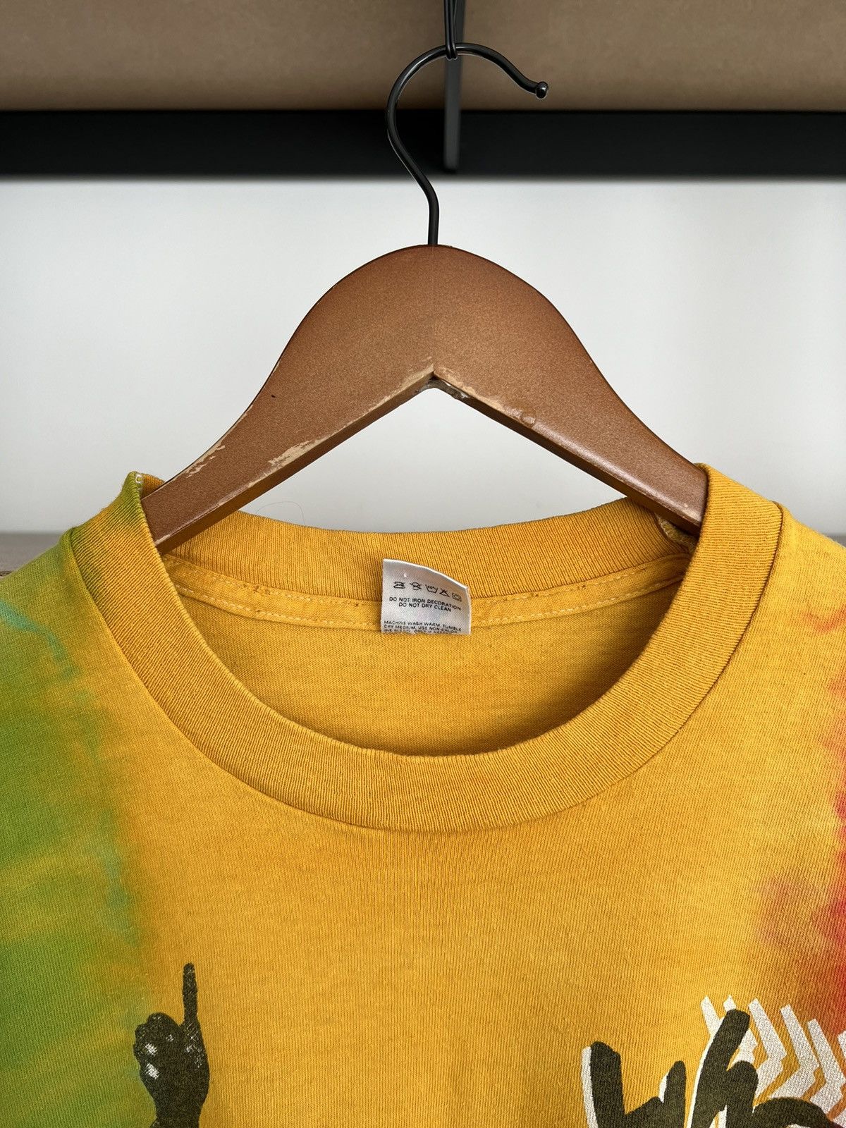Band Tees Vintage 90s Bob Marley Who Feels It Jamaica Tie Dye T-shirt Size US XXL / EU 58 / 5 - 13 Thumbnail