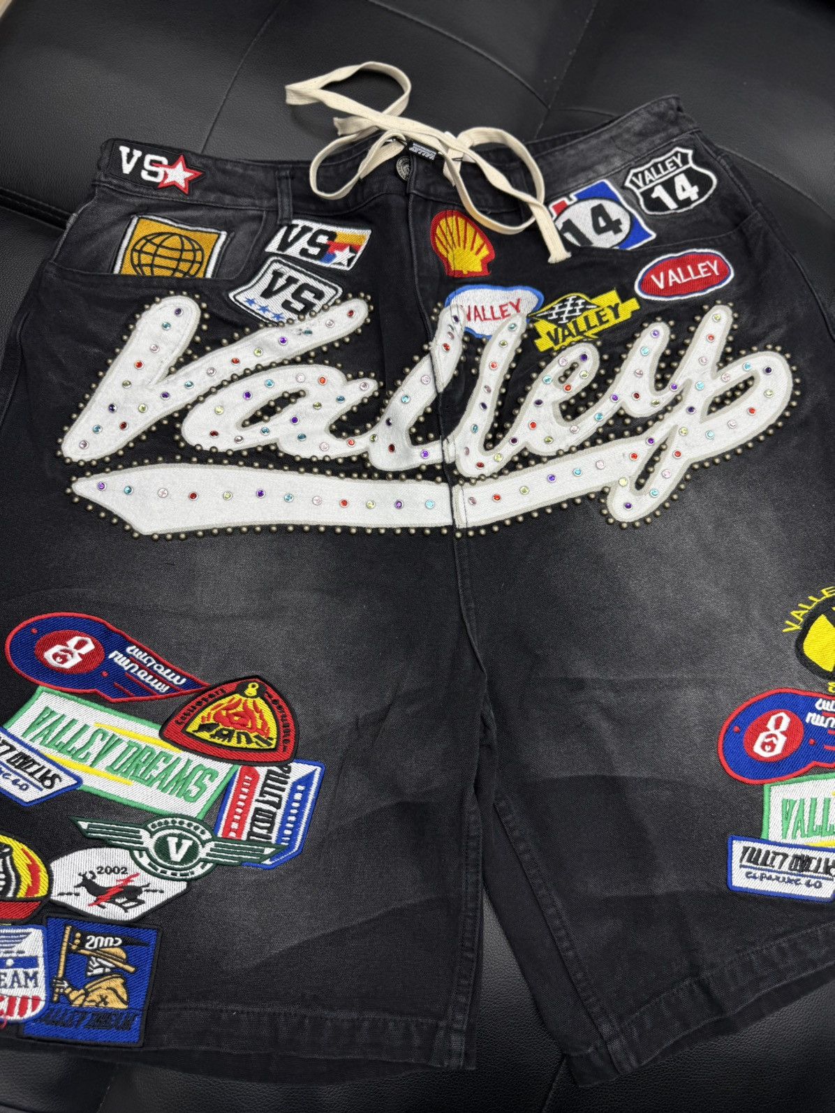 Vale Valley Black Denim Patchwork Shorts Size 36 (Brand New) Size US 36 / EU 52 - 5 Thumbnail