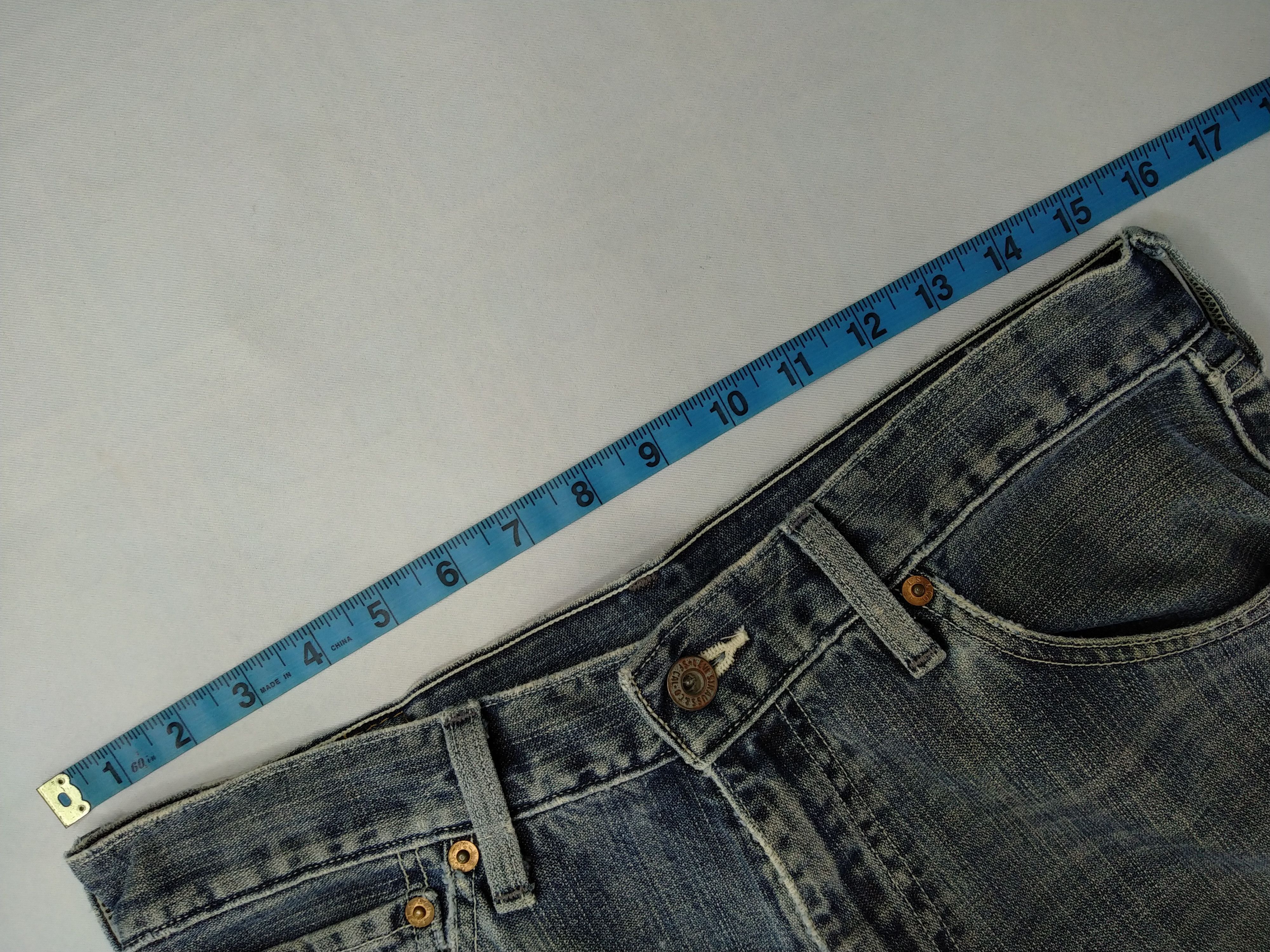 Levi's Faded Blue Vintage Levi's 504 Jeans 31x32.5 Denim -JN1072 Size US 31 - 5 Thumbnail