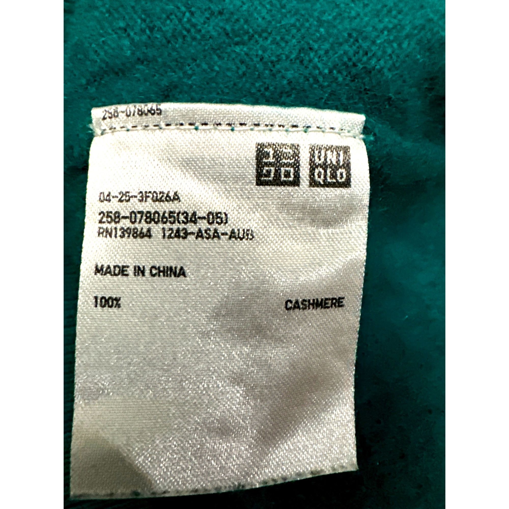 Uniqlo CCC Uniqlo Cashmere Teal V Neck Long Sleeve Sweater Ribbed C Size XS / US 0-2 / IT 36-38 - 8 Thumbnail