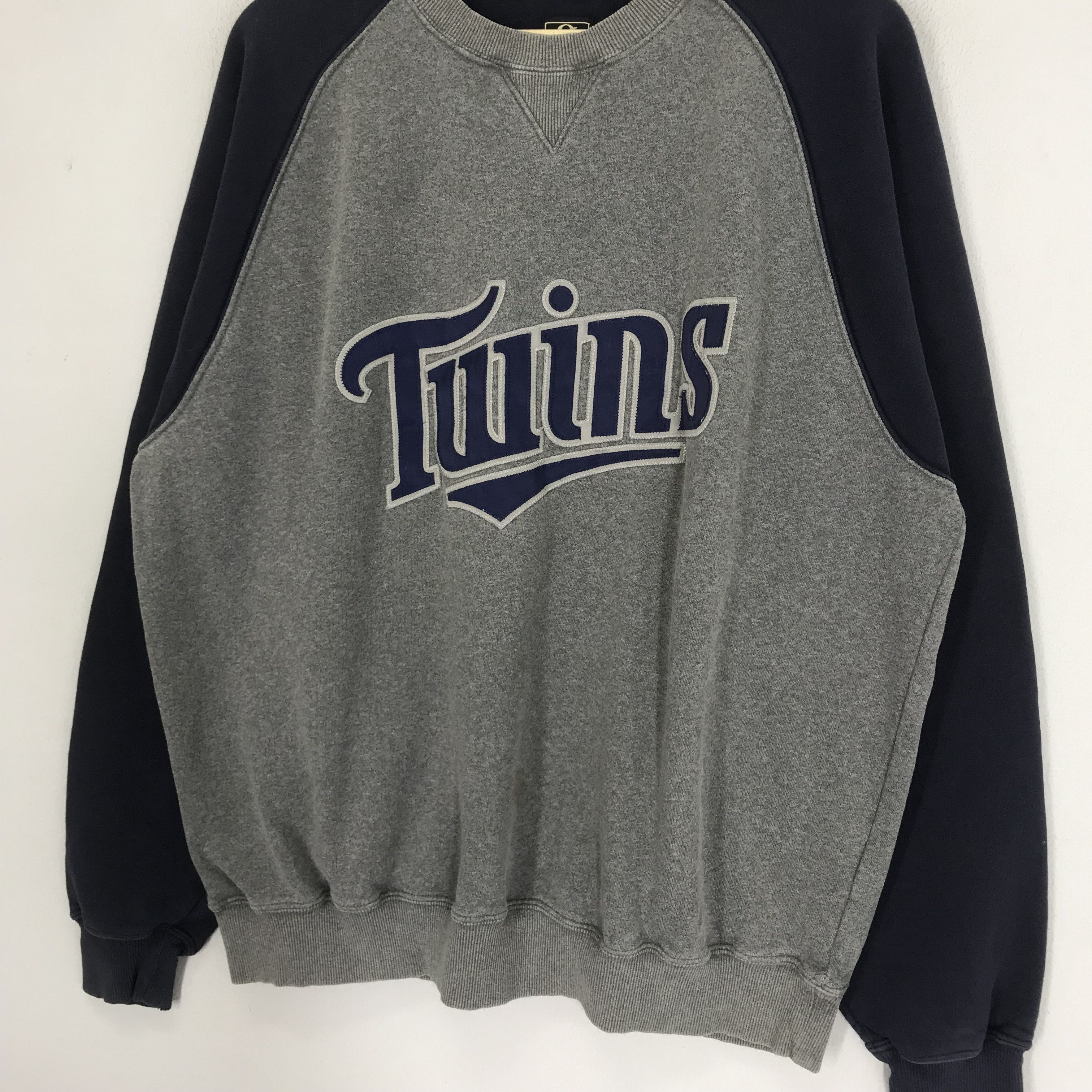 Vintage Vintage Minnesota Twins Gray Sweatshirt - 393 Size US XL / EU 56 / 4 - 3 Thumbnail