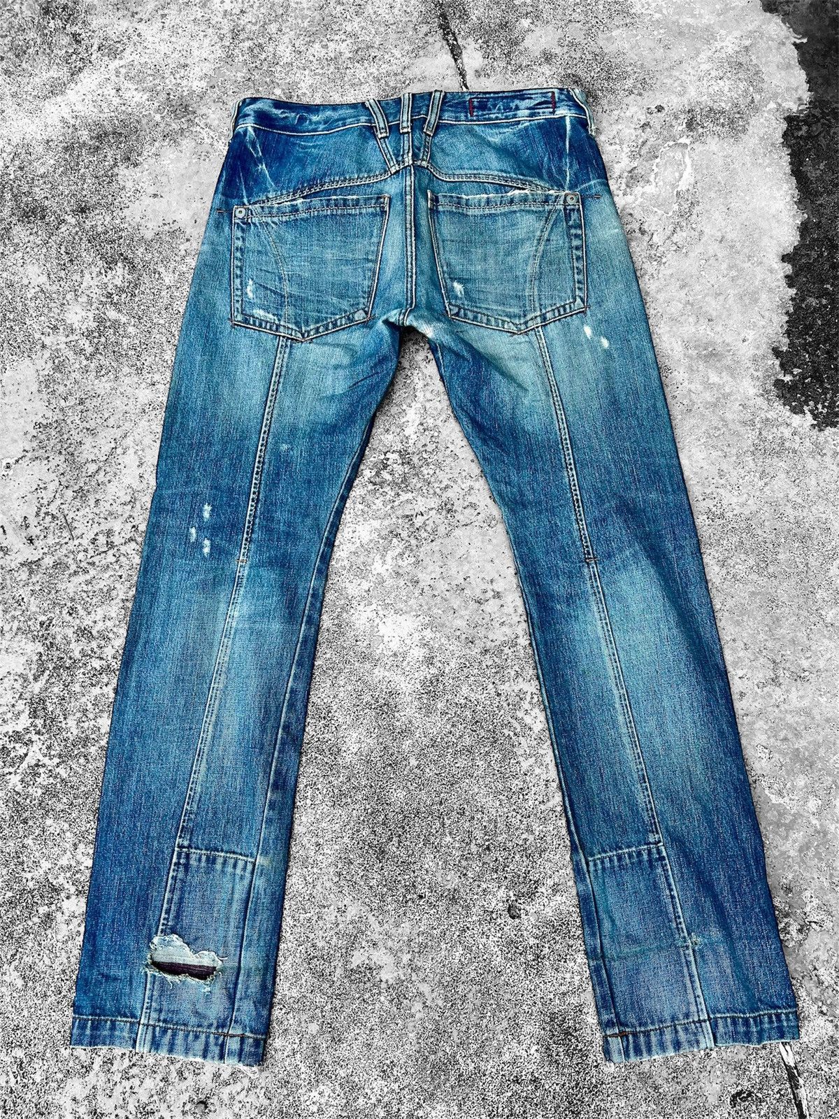 Marithe + Francois Girbaud Vintage MFG Distressed Low Rise Flared Jeans Size US 36 / EU 52 - 2 Thumbnail