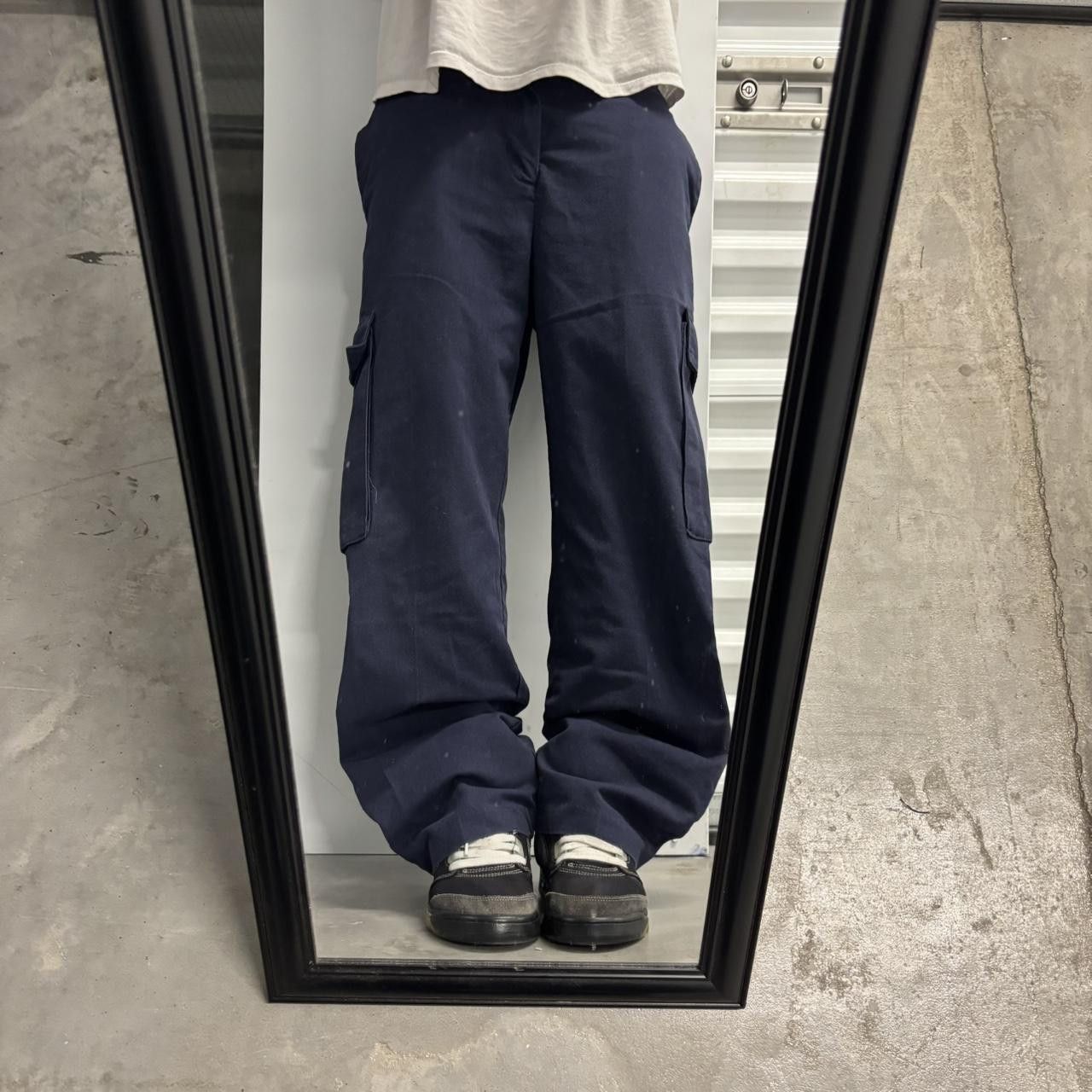 Vintage Crazy Vintage Y2K/2000s Navy Blue Streetwear Skater Style Essential Cargo Pants! 32x28 Size US 32 / EU 48 - 1 Thumbnail