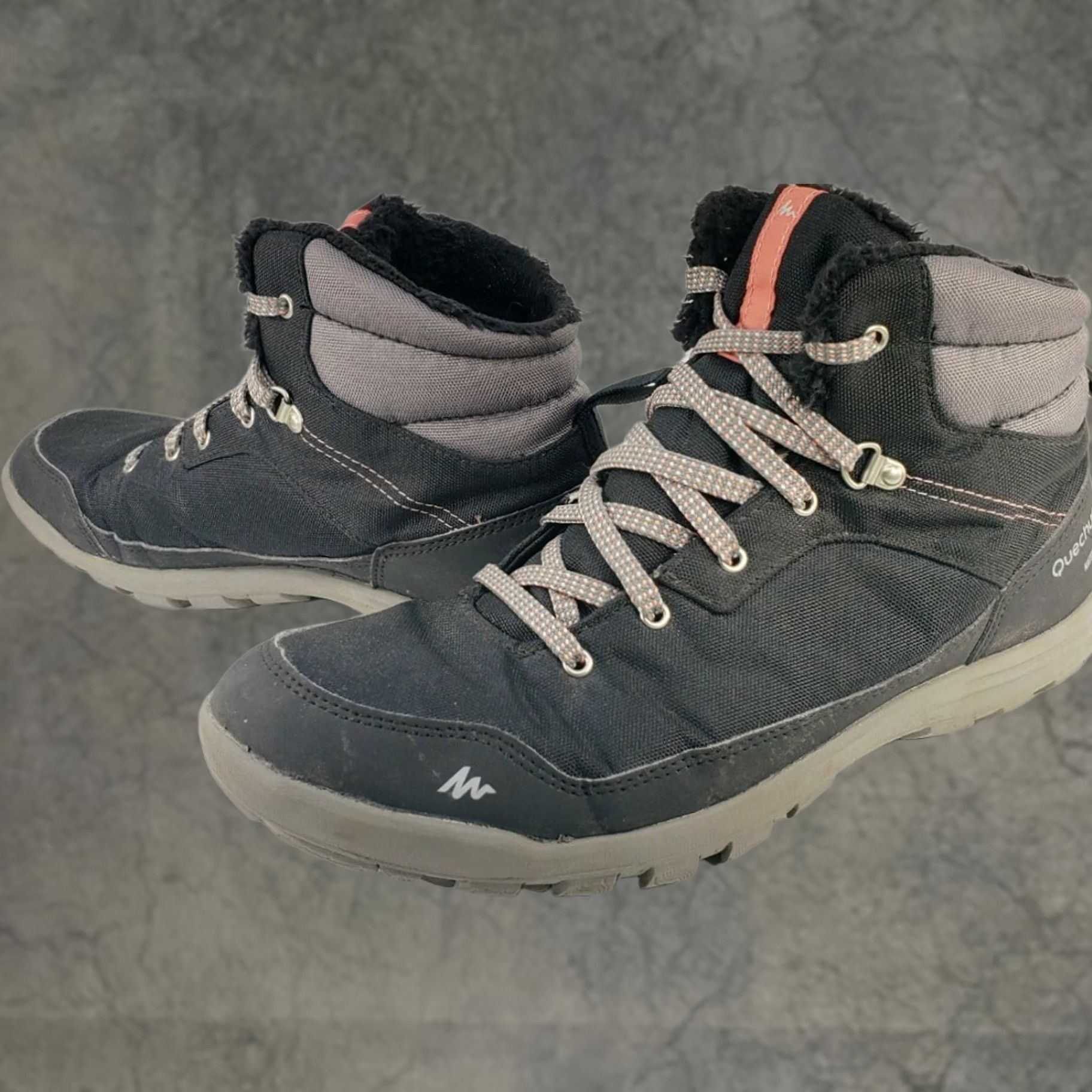 Vintage Quechua Decathlon Women's Size 9.5 Black Mid Top Walking Hiking Shoes Size L / US 10 / IT 46 - 1 Thumbnail