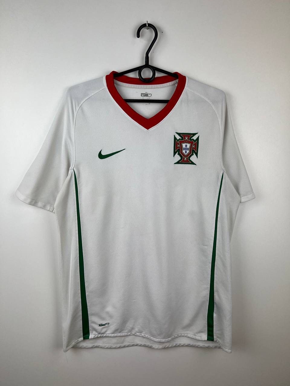 Vintage Portugal Nike 2008-10 jersey t-shirts size M Size US M / EU 48-50 / 2 - 1 Thumbnail