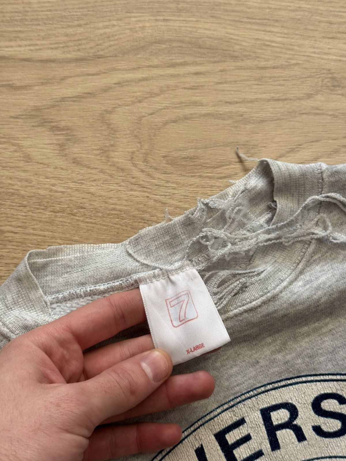 Logo 7 Vintage Logo 7 Notre Dame University Distressed Sweatshirt Size US XL / EU 56 / 4 - 7 Thumbnail