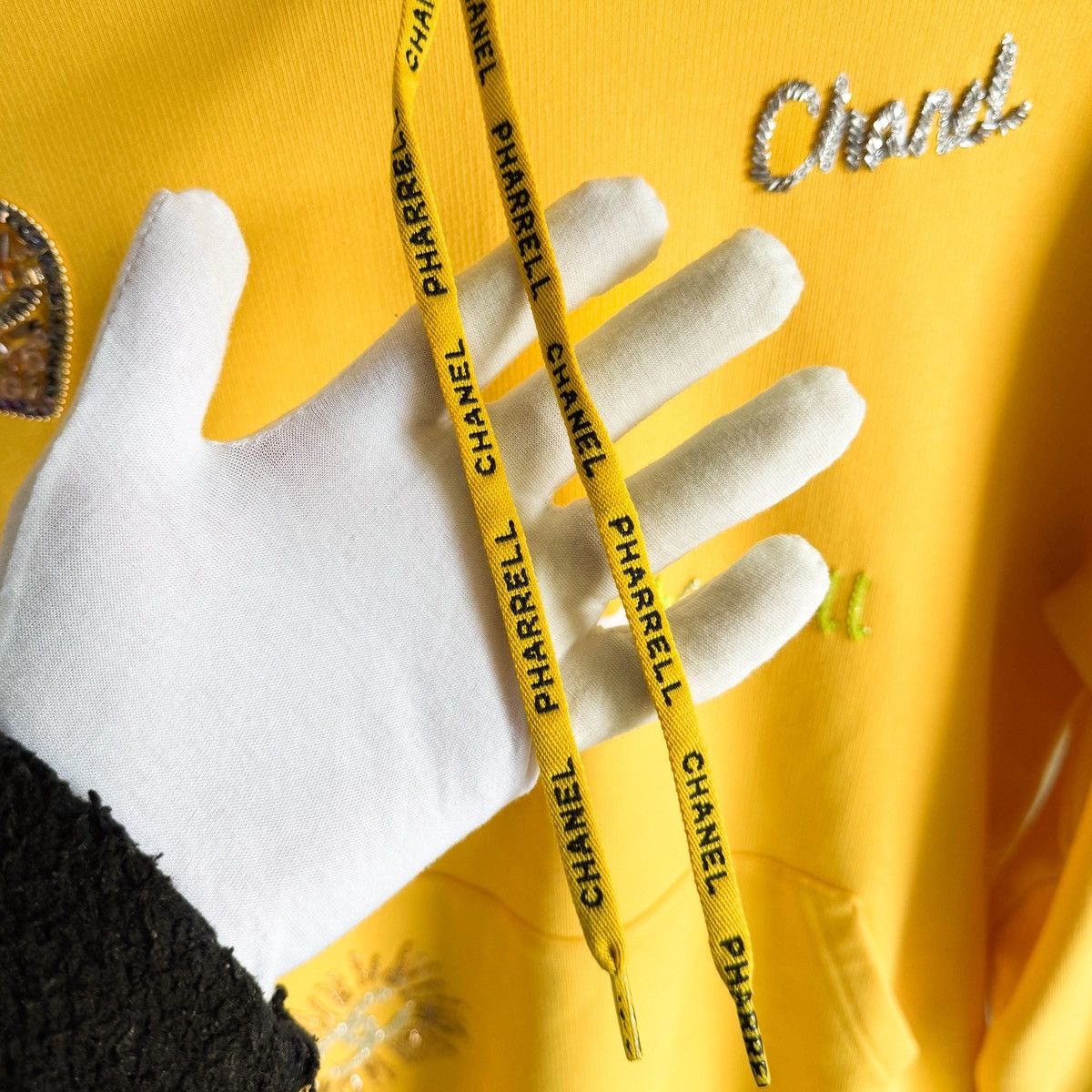 Chanel Chanel x Pharrell 2019 Coco Hand Beaded Lesage Yellow Hoodie Size US M / EU 48-50 / 2 - 10 Thumbnail