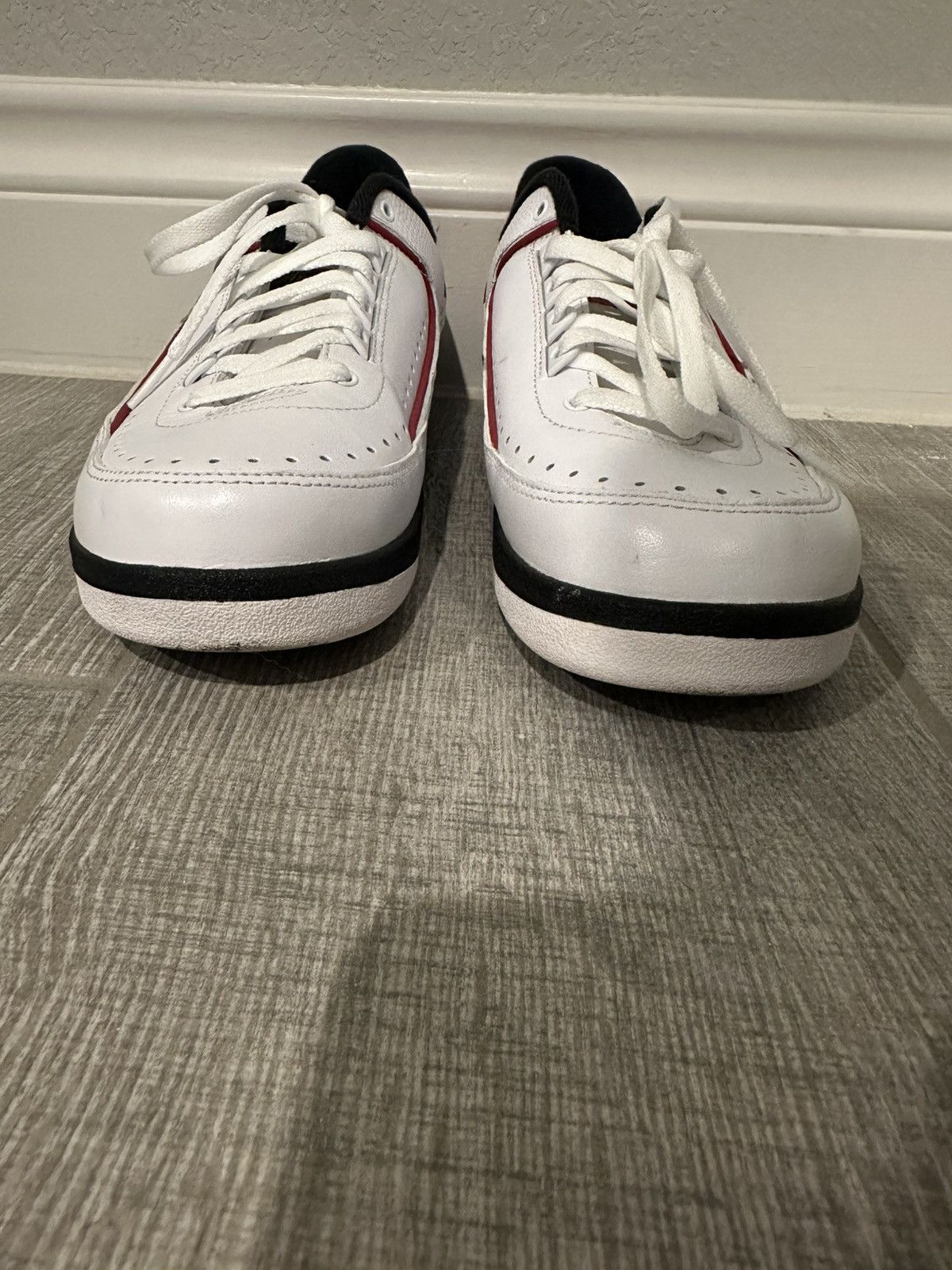 Jordan Brand Jordan 2 Low Chicago Size US 9.5 / EU 42-43 - 3 Thumbnail