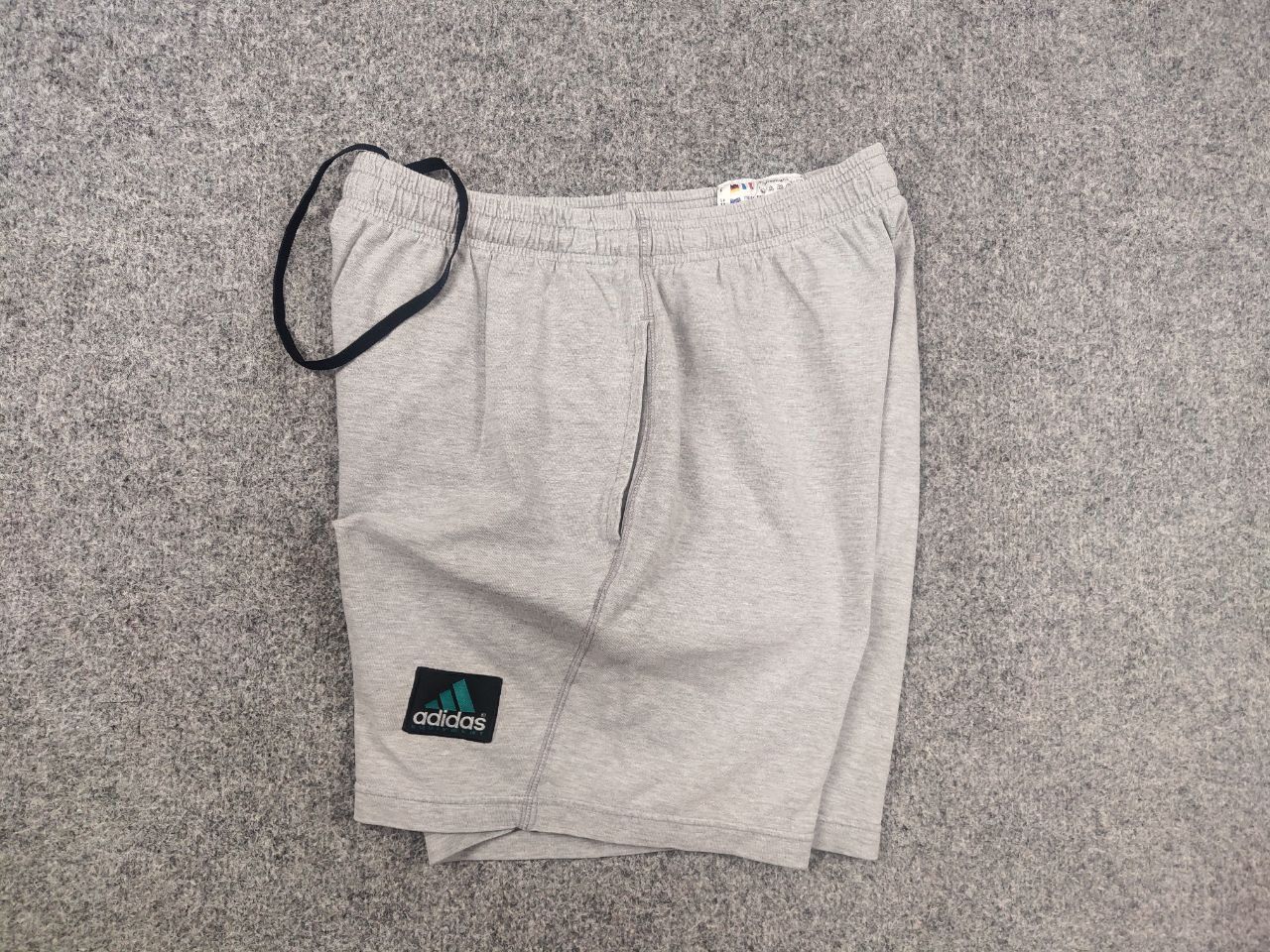Adidas Vintage 90's Adidas Equipment logo Gray Cotton Shorts Wide Size US 32 / EU 48 - 5 Thumbnail