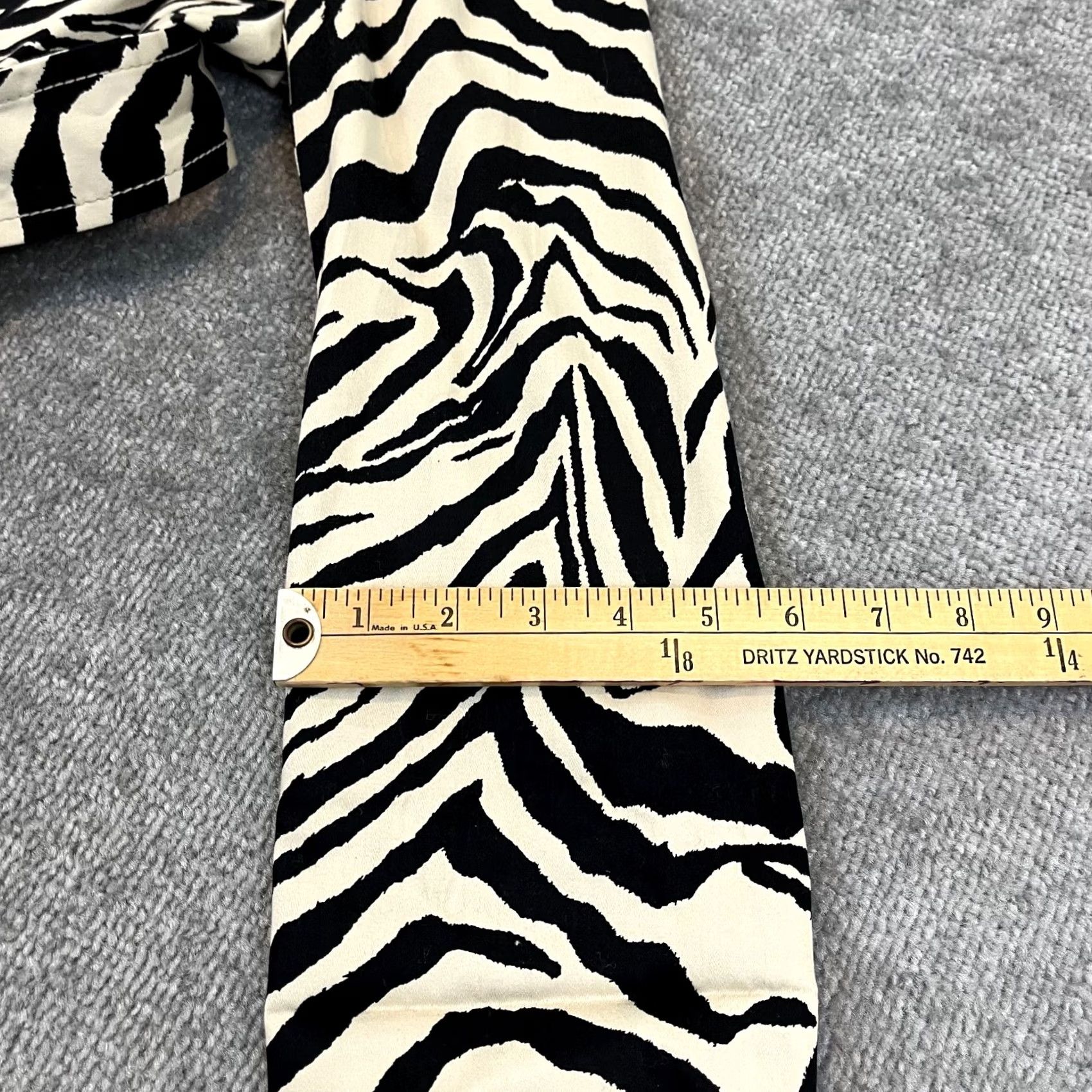 Vintage PERRI CUTTEN Women Medium Brown Black Zebra Long Overcoat Tie Wrap Collared Coat Size M / US 6-8 / IT 42-44 - 7 Thumbnail